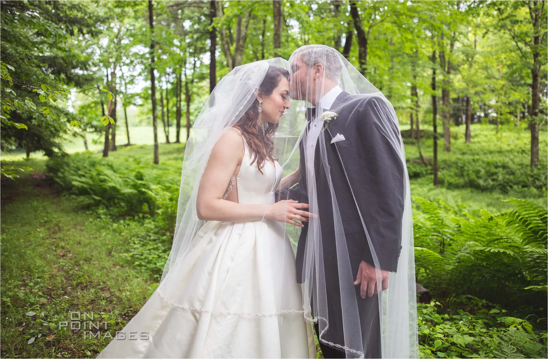 aria-wedding-photographs-june-connecticut-23.jpg