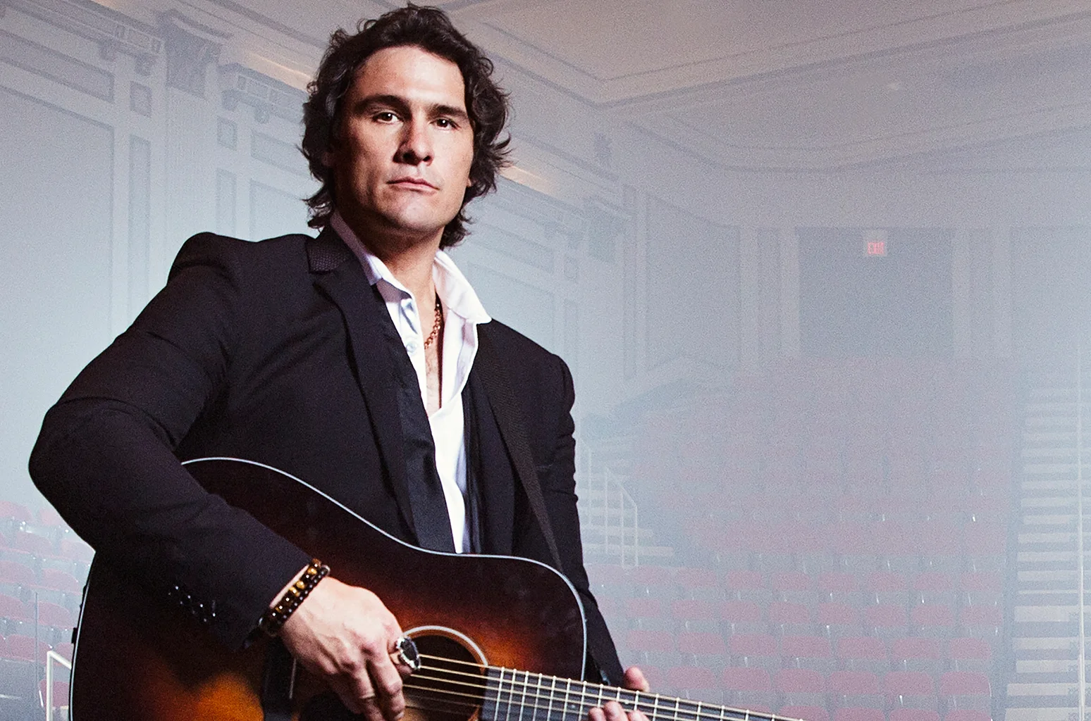 Joe-Nichols-press-photo-cr-Joseph-Llanes-2017-billboard-1548.jpg