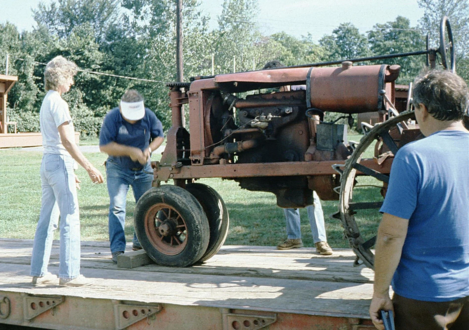 slide1872 1990 Betty tractor drop off.JPG
