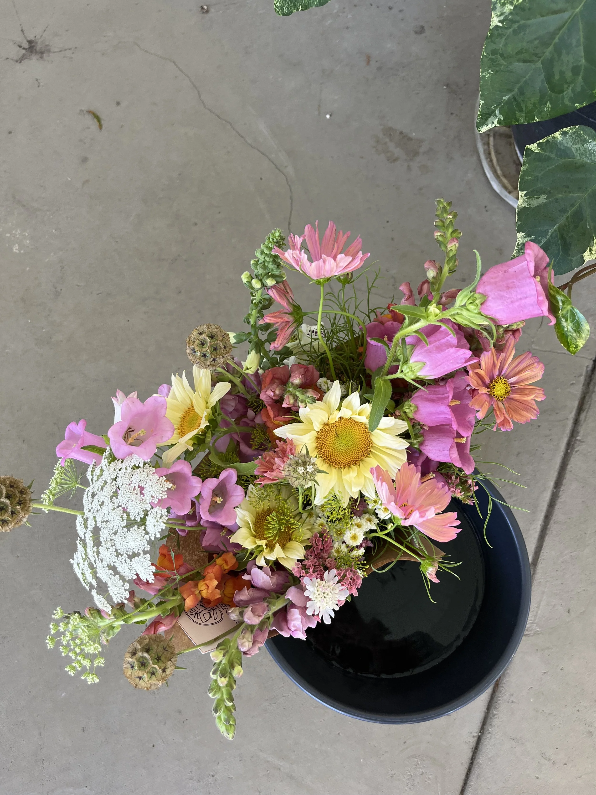 May bouquet share deliver.jpg