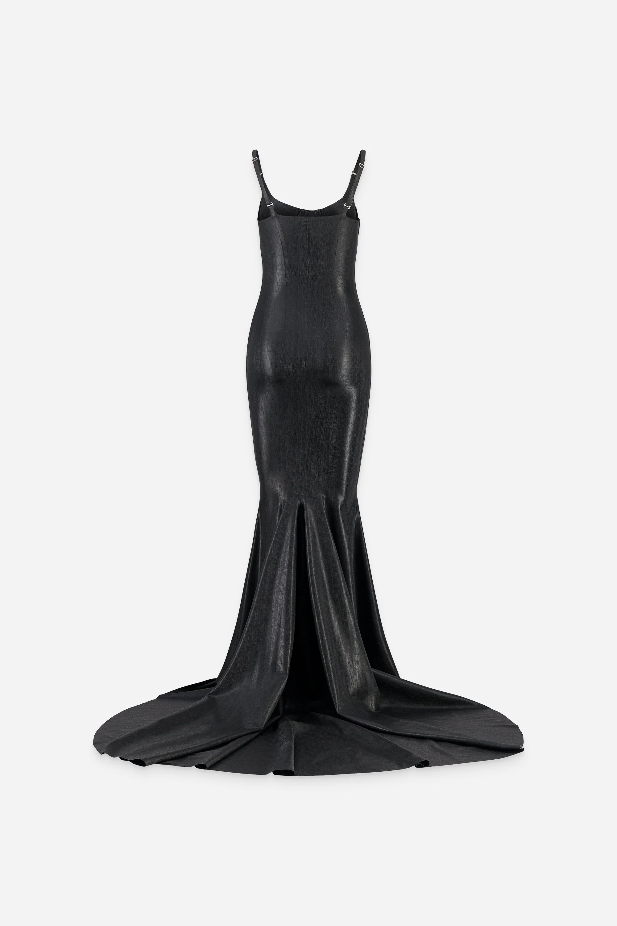 P240529140131-Fullbody-RAW-24 1.jpg