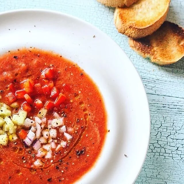 You crave it. You dream about it. You can order it online for lunch today! ➡️ ❤️ GAZPACHO ❤️
