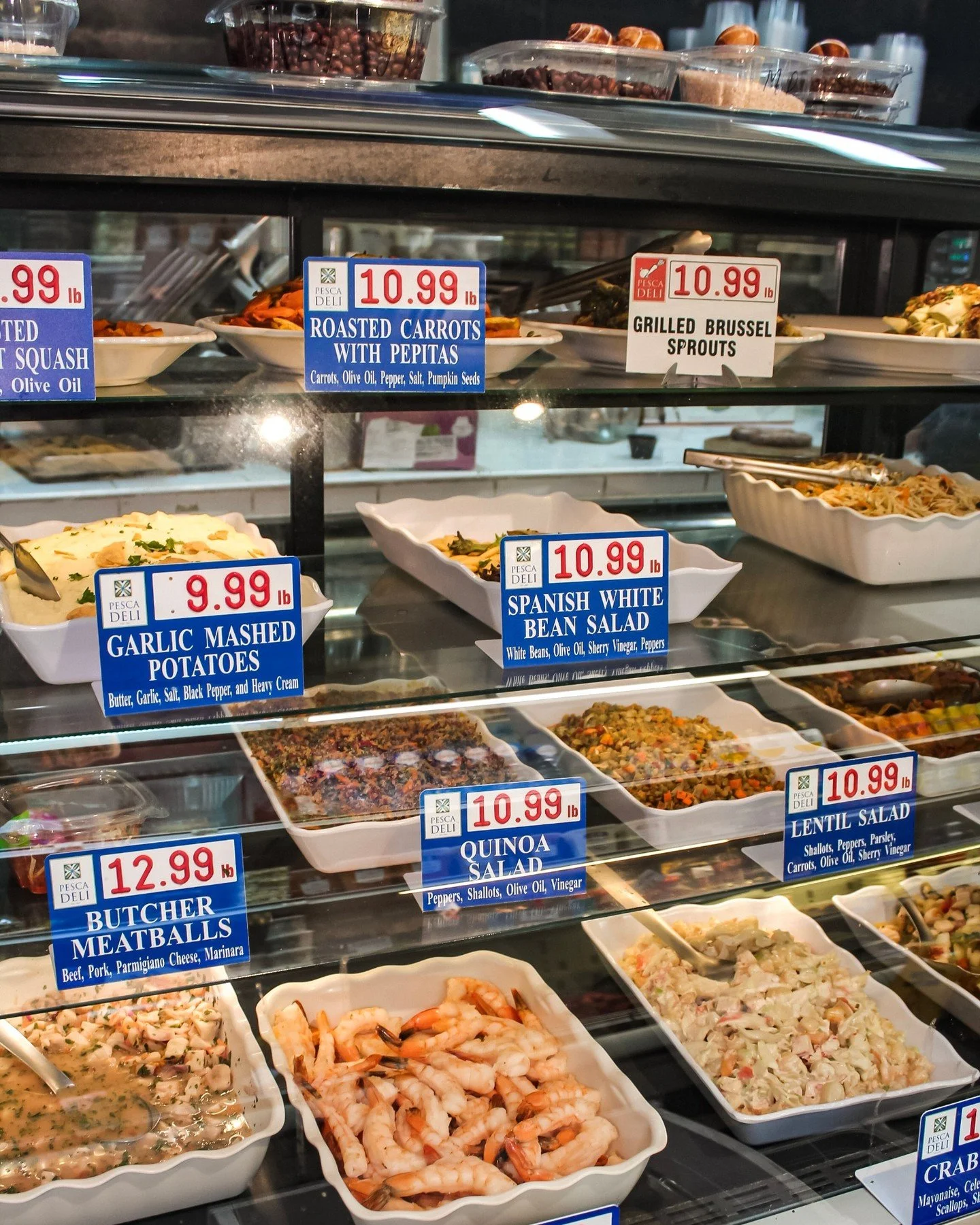 Which side from our case is your favorite?

The quinoa salad is a favorite. Of course the garlic mashed potatoes are always a hit. 

#bethesdaeats #dmveats #bethesdamd