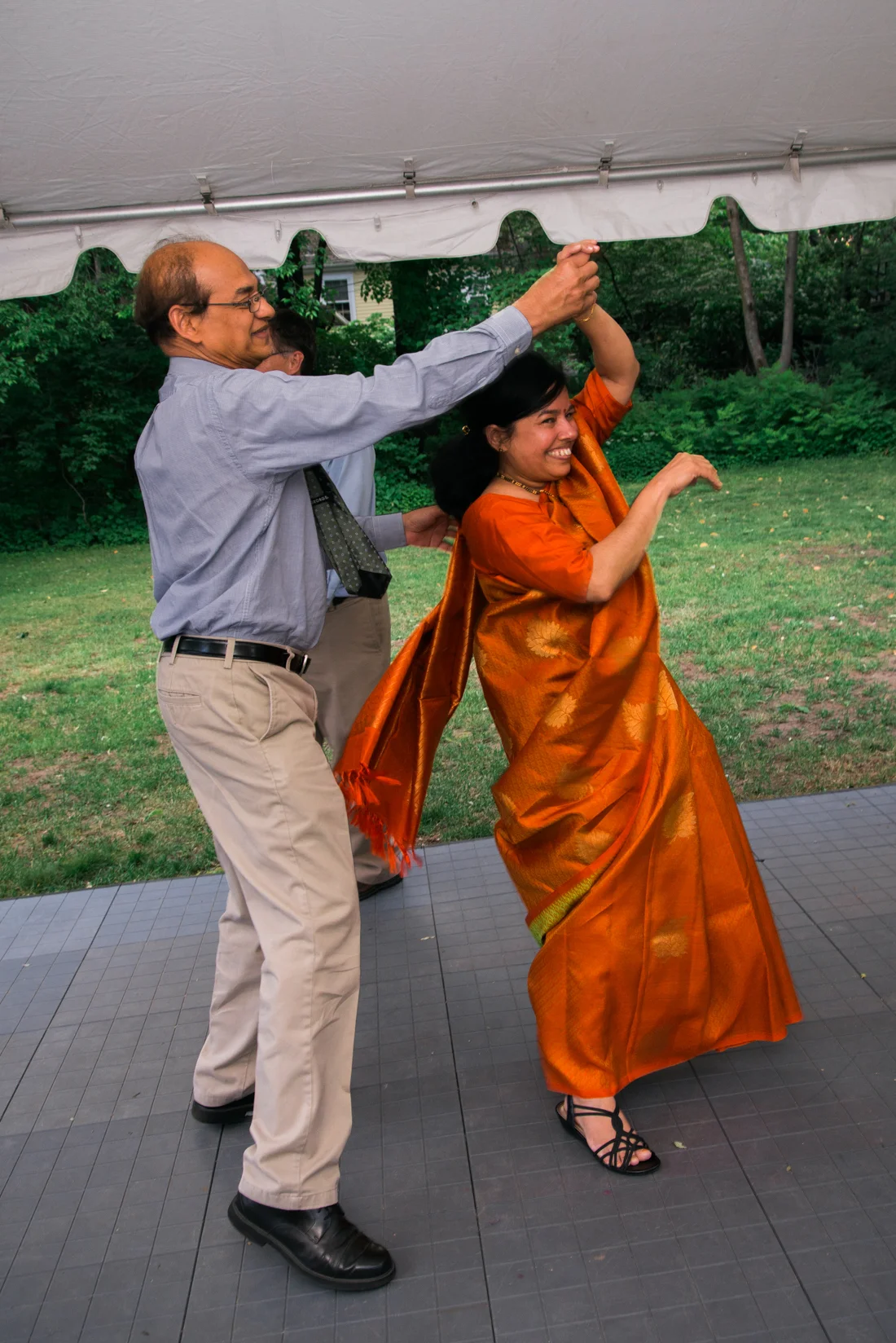 Ephemera Designs Rhode Island Alternative Wedding Photographer Guests Dancing