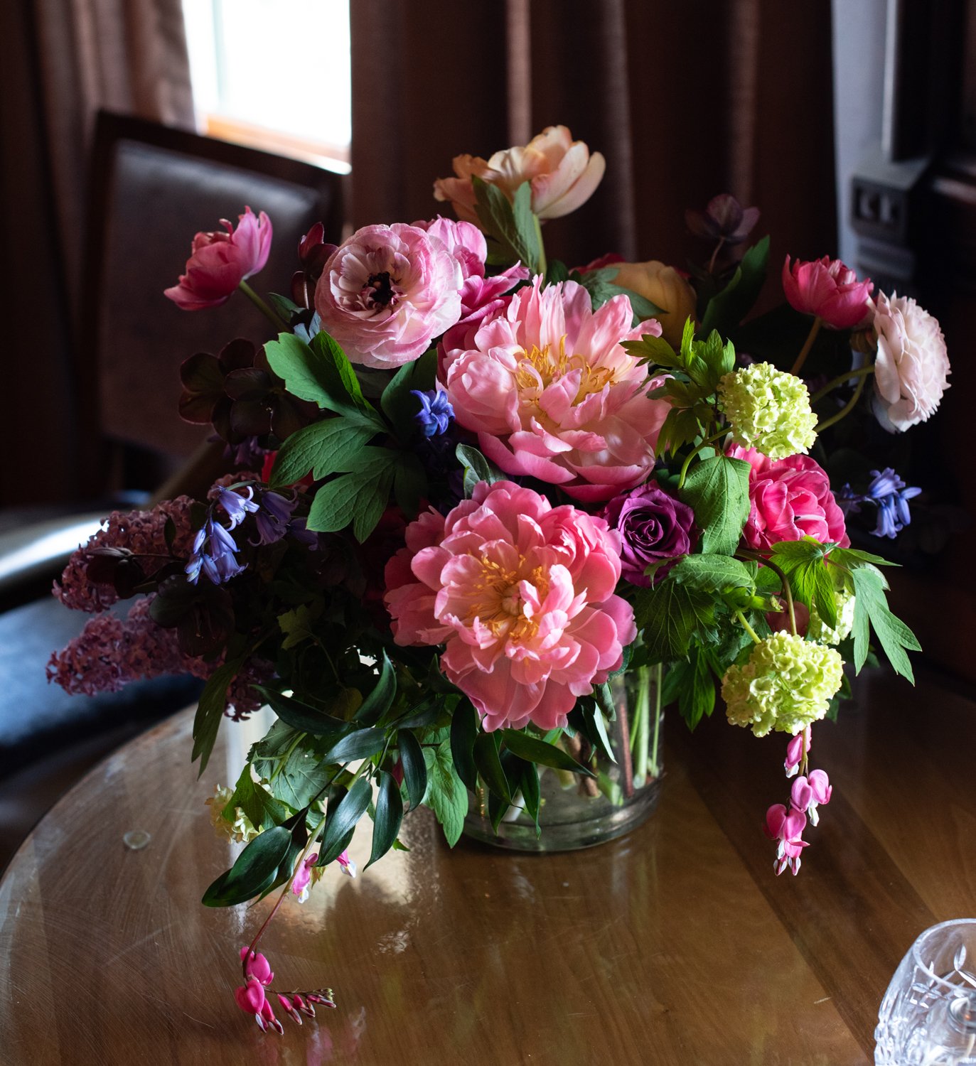 Ephemera Designs sustainable new england wedding flower arrangements-2.jpg