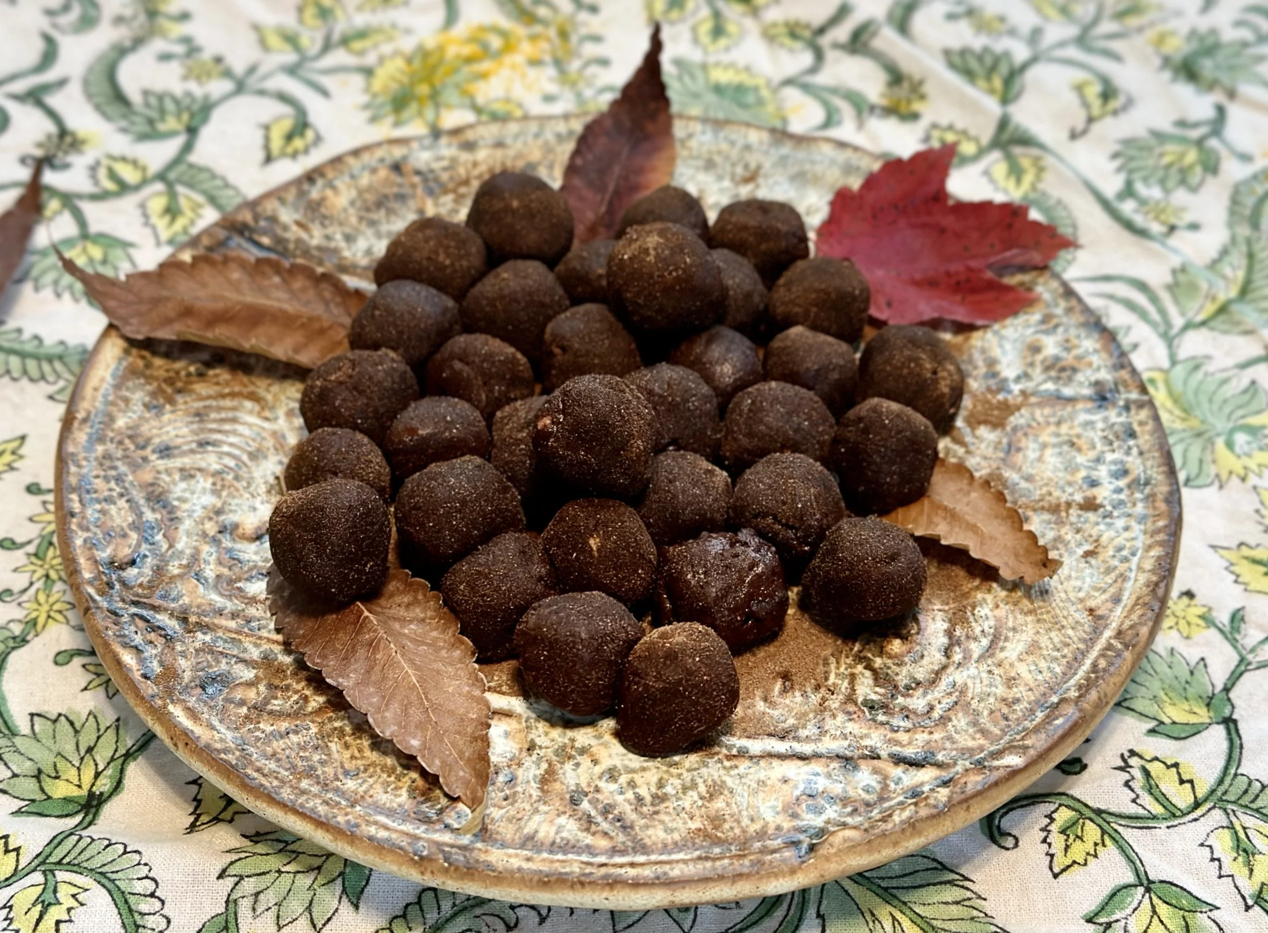 Reindeer Scat ~ delicious no-bake dessert morsels!