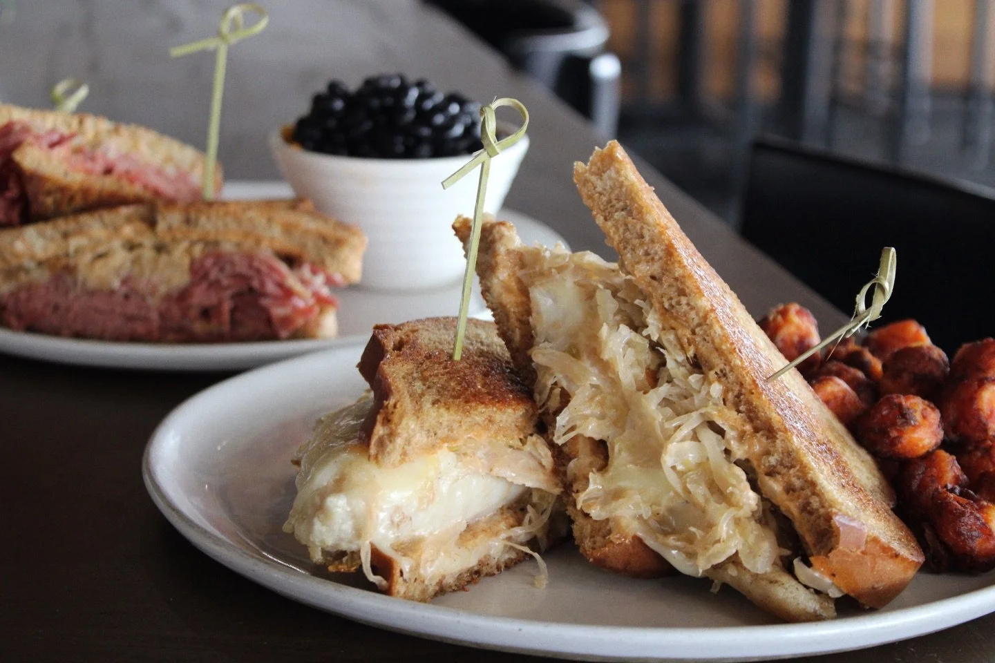 Luck o&rsquo; the Riverhouse goers!! 🍀 Join us on St. Patrick&rsquo;s day for some St. Patty&rsquo;s specials, alongside our normal Riverhouse everyday favorites 🍀🥔 RiverhouseFL.com/Reservations