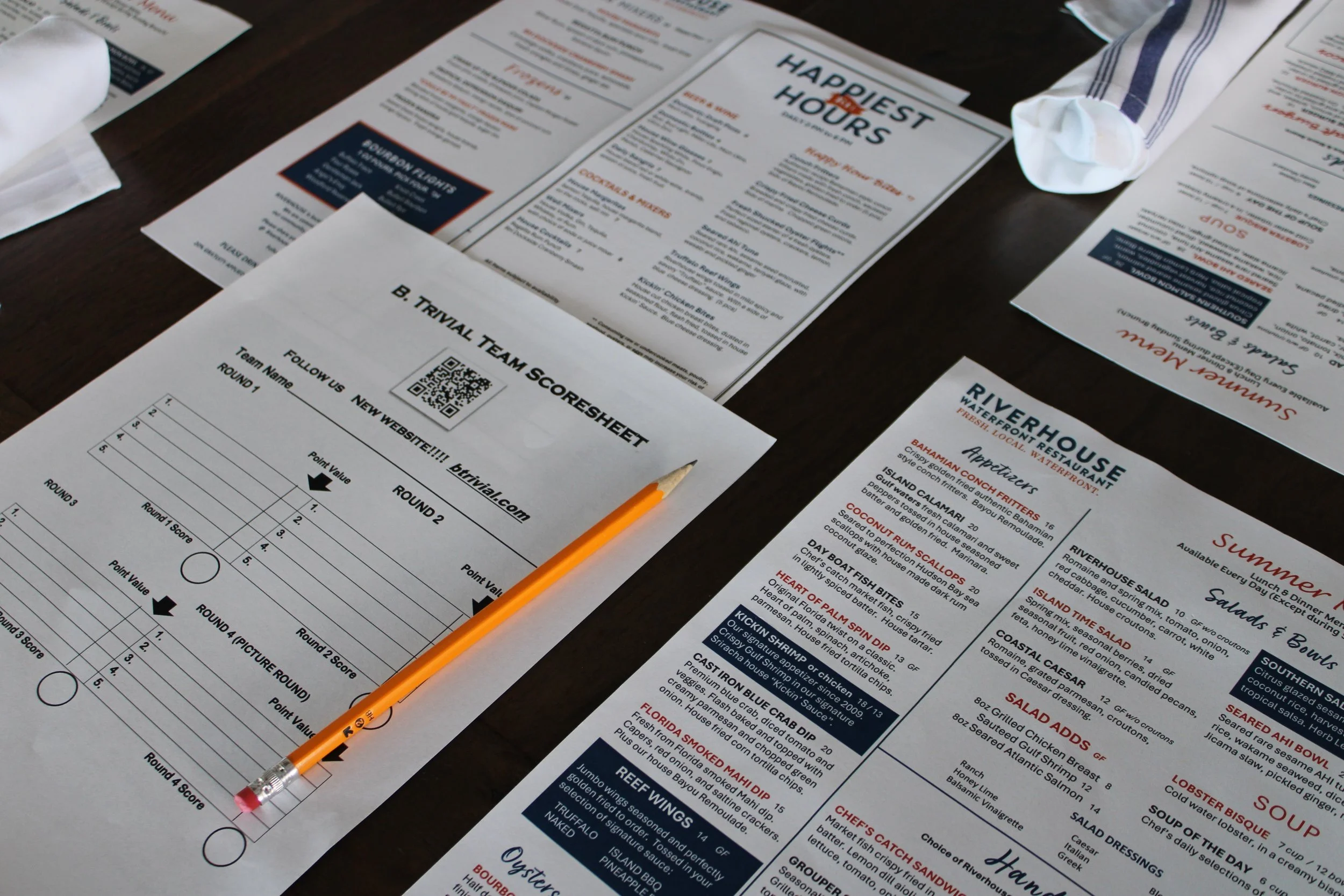 TRIVIA NIGHTS | Reserve your team&rsquo;s spot for Trivia Night - every Thursday night! What&rsquo;s more fun than friends, family, great food, waterfront views, and a little bit of critical thinking?? Can your team win it all? 📚🗳️✅🌊🍽️ More detai
