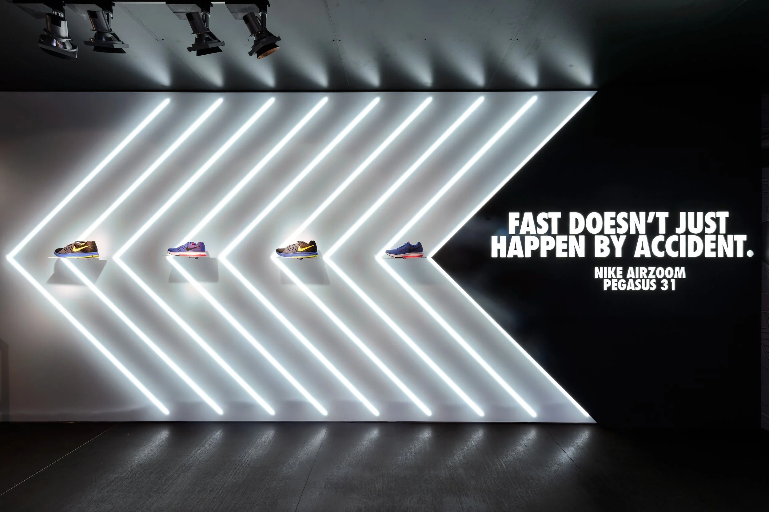 deFORM_nike_we_run_prg_popup_retail_05.jpg