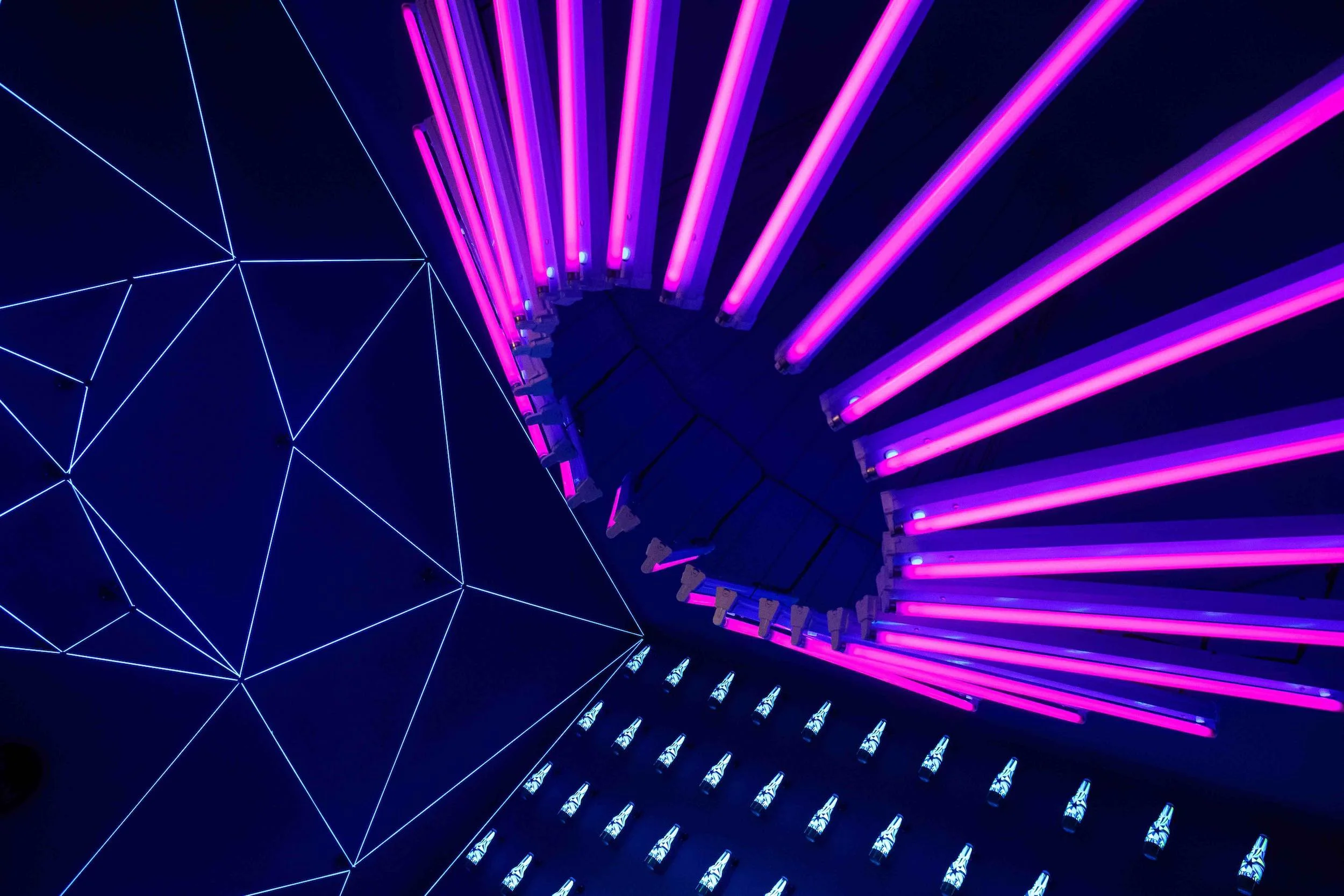 Heineken UV Pop Up Bar — MONUMENT