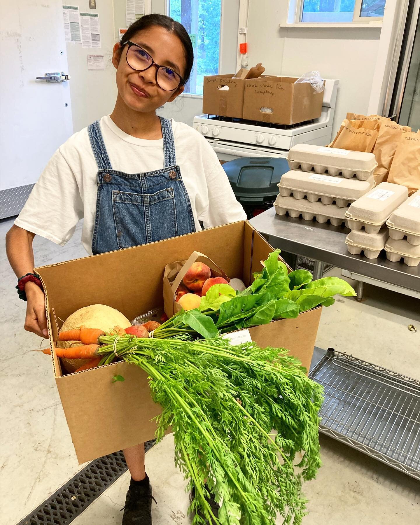 Over the last 10 weeks, college students have been living, interning &amp; studying in the Methow Valley through Western WA University&rsquo;s Sustainability Pathways program, &amp; we were so lucky to get to work with Yareli Barragan (@thebookhuntr 