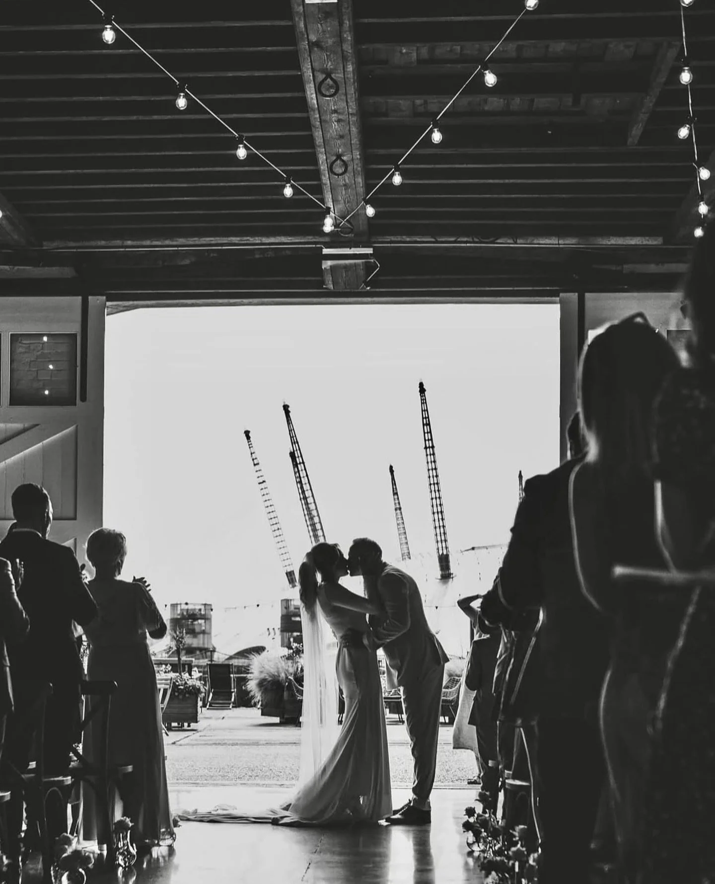 Happy anniversary to the wonderful Kelcie @the.lunaedit and Lee 💜

📸 @awhittinghamphotog