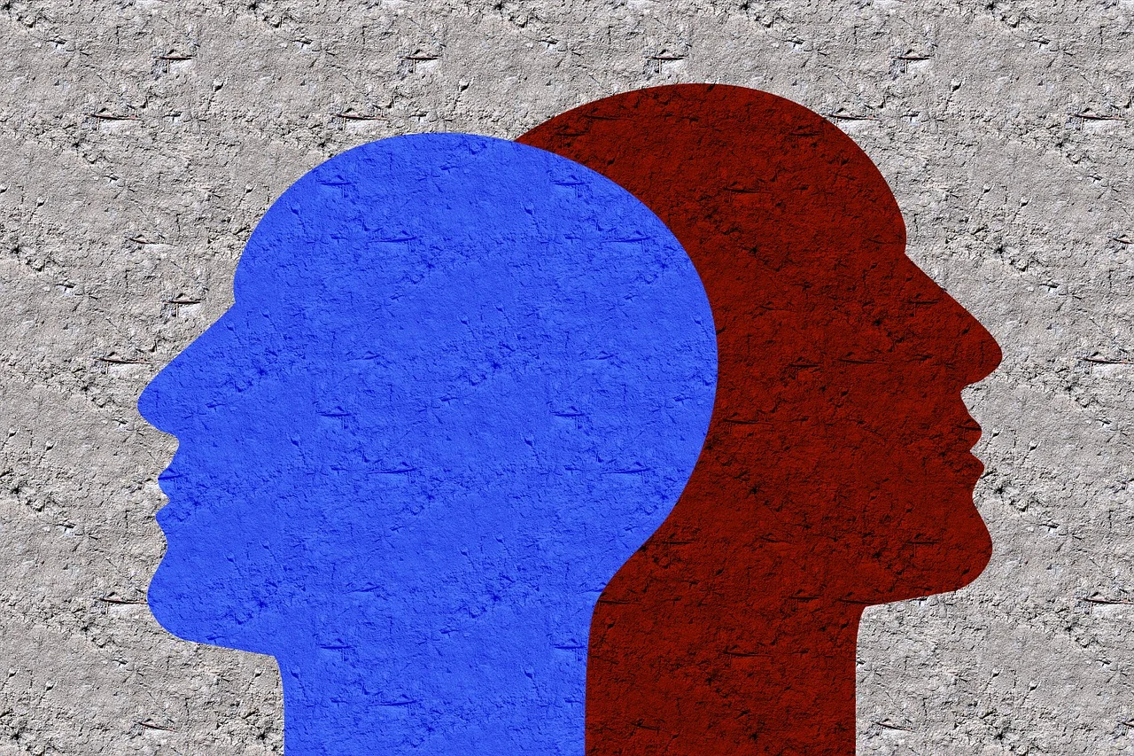 dialog red blue.jpg