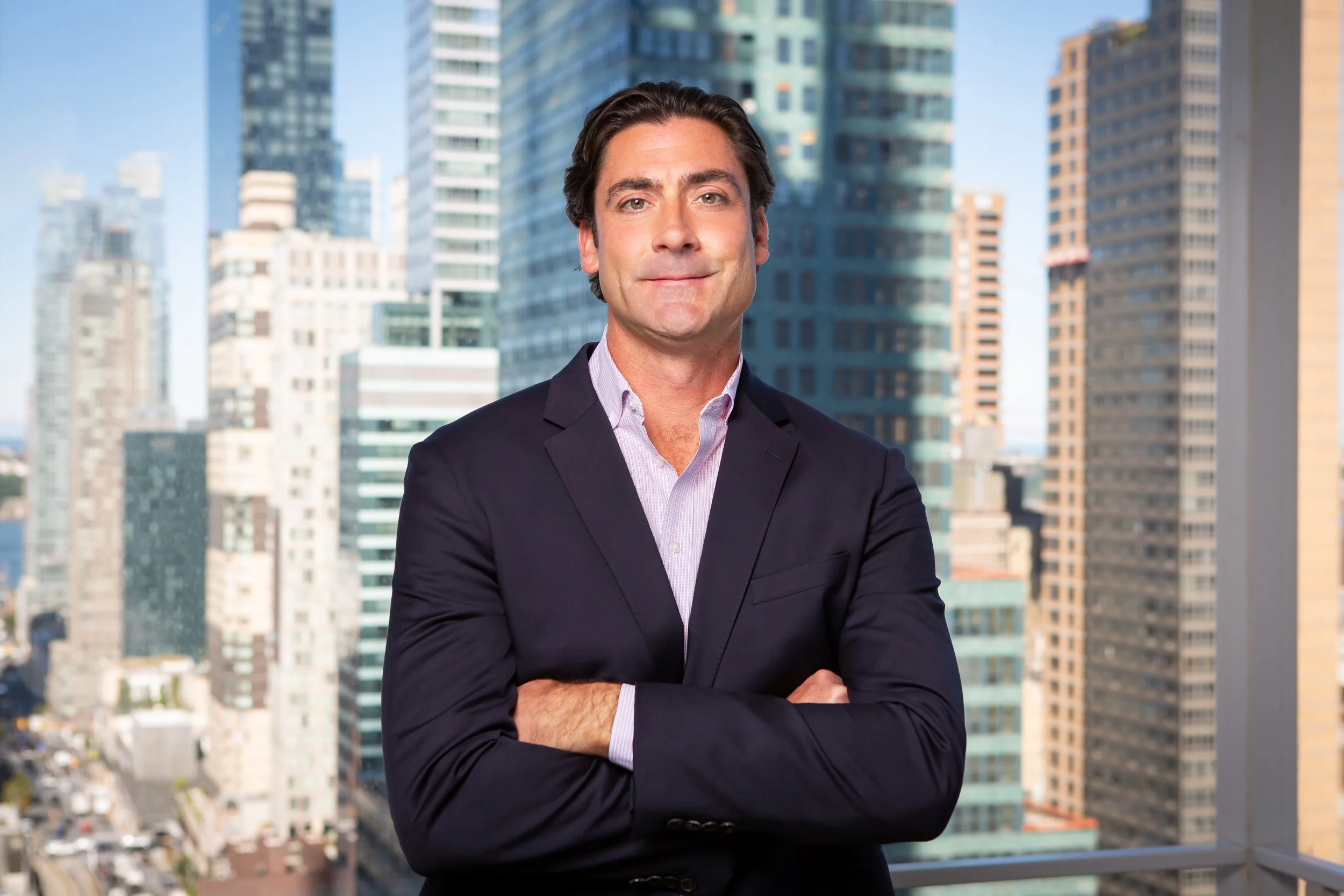 From storms to floods: Adapting to shifting liquidity sources in a volatile market