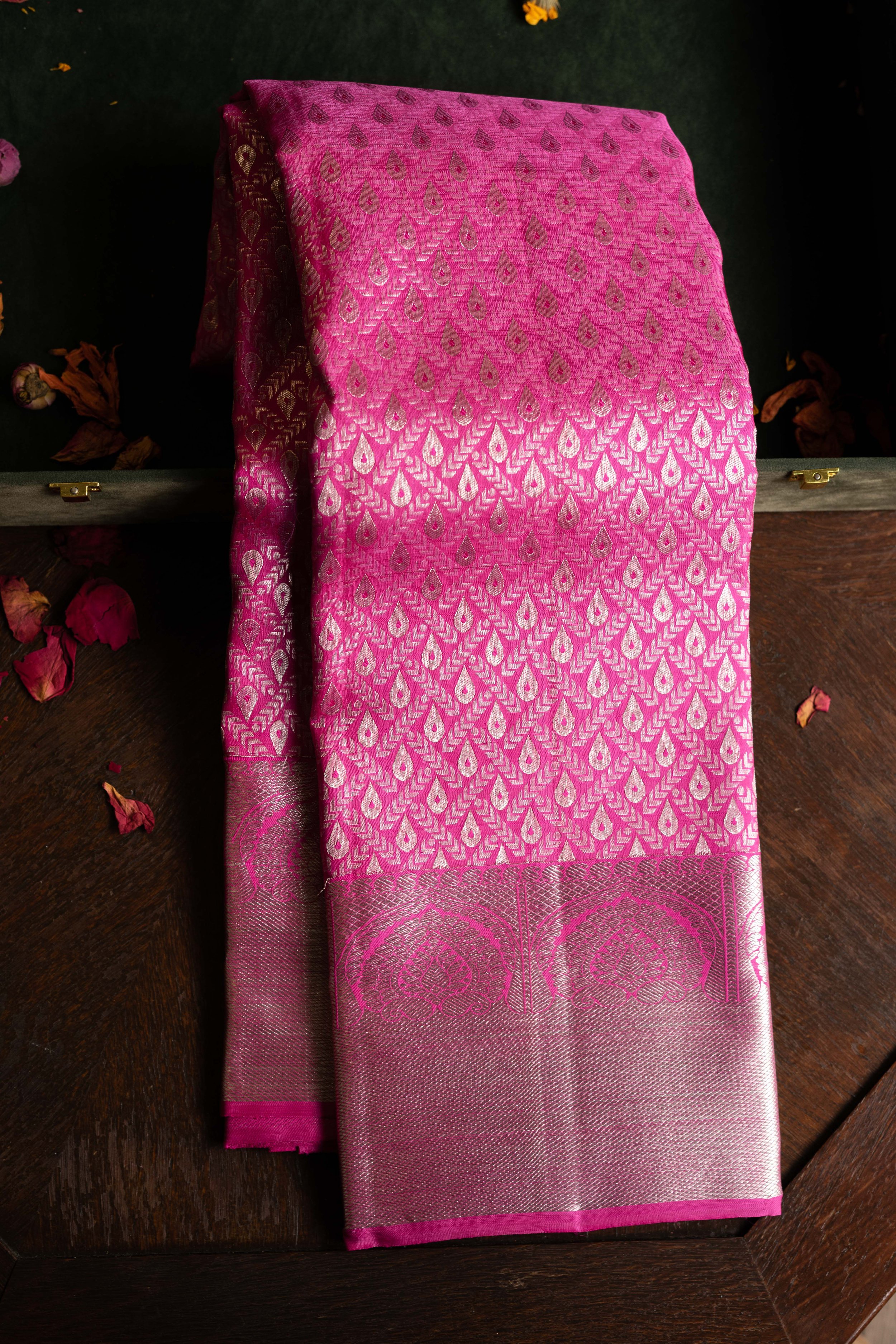 Kalyan Silks - Magenta Kanchipuram brocade Silk Saree To... | Facebook
