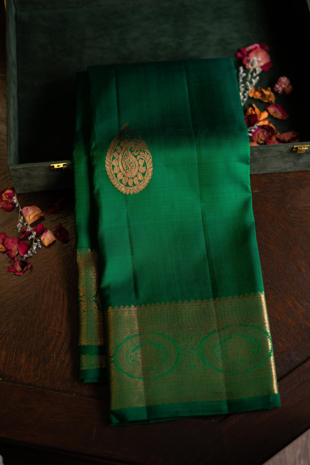 Bottle Green Kanchipuram Silk Saree