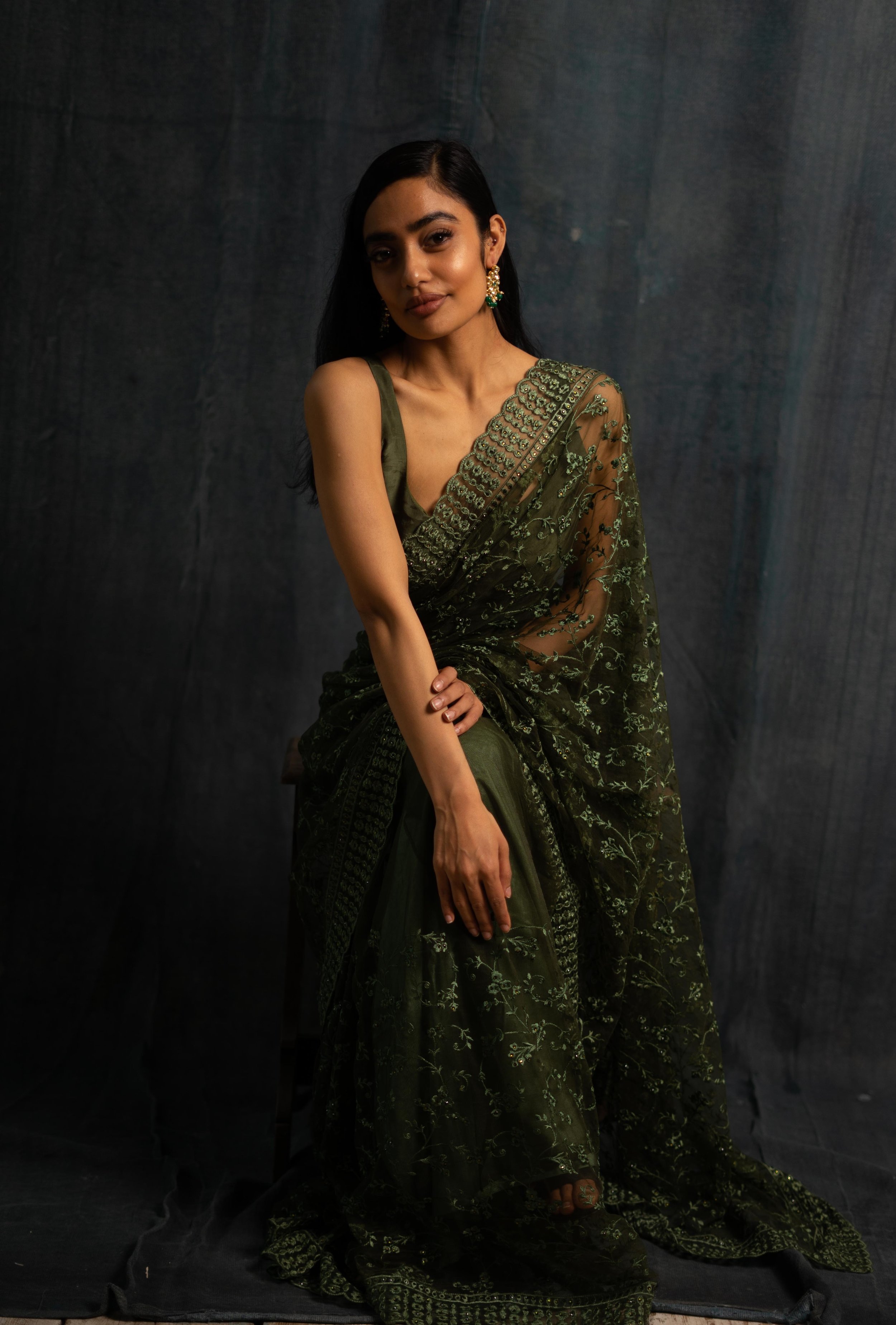 Beautiful actress Anjali wearing balck lace saree and blouse. Styling-  Krithi. 2022-01-16