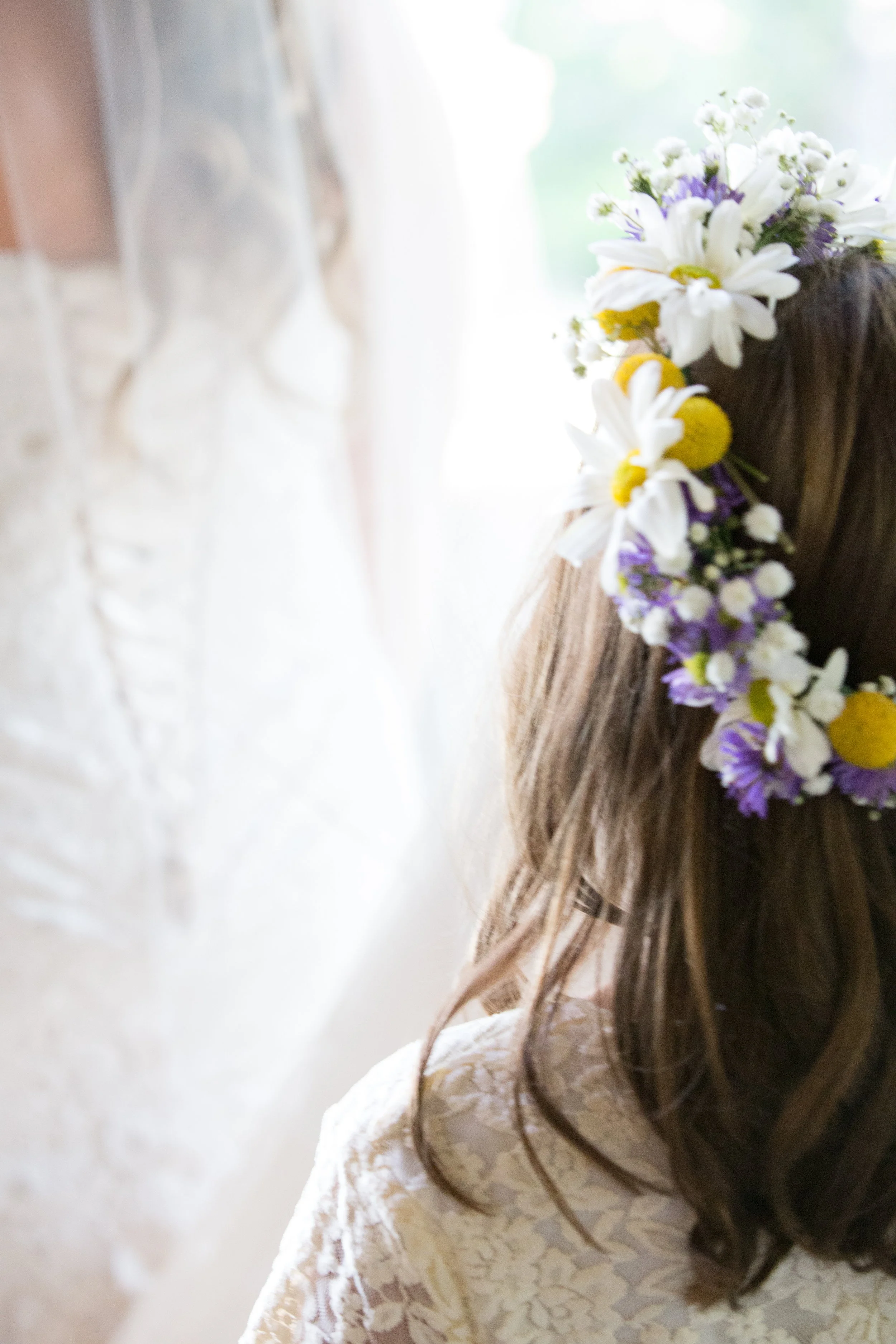 mobile-vulgaris-san-diego-florist-los-angeles-california-golf-course-flower-girl-flower-crown-bridal-wedding.jpg