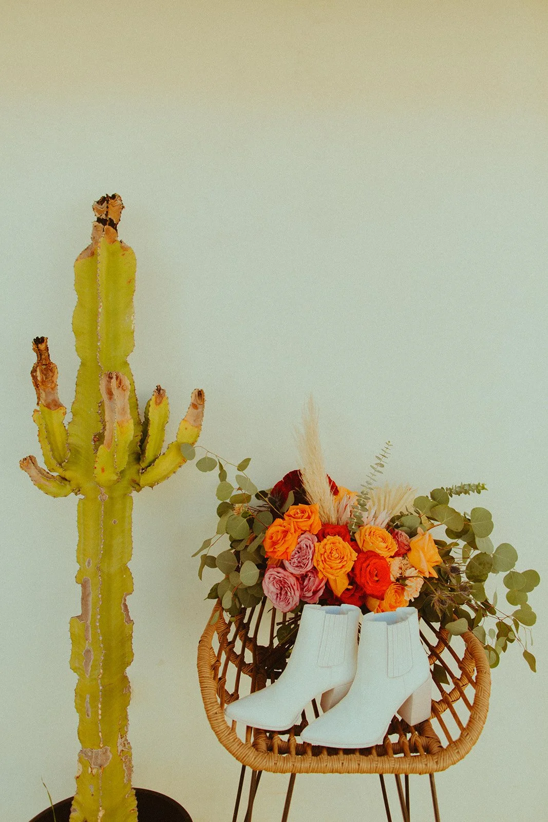mobile-vulgaris-san-diego-florist-joshua-tree-southern-california-wedding-bridal-bouquet-bride-groom.JPG