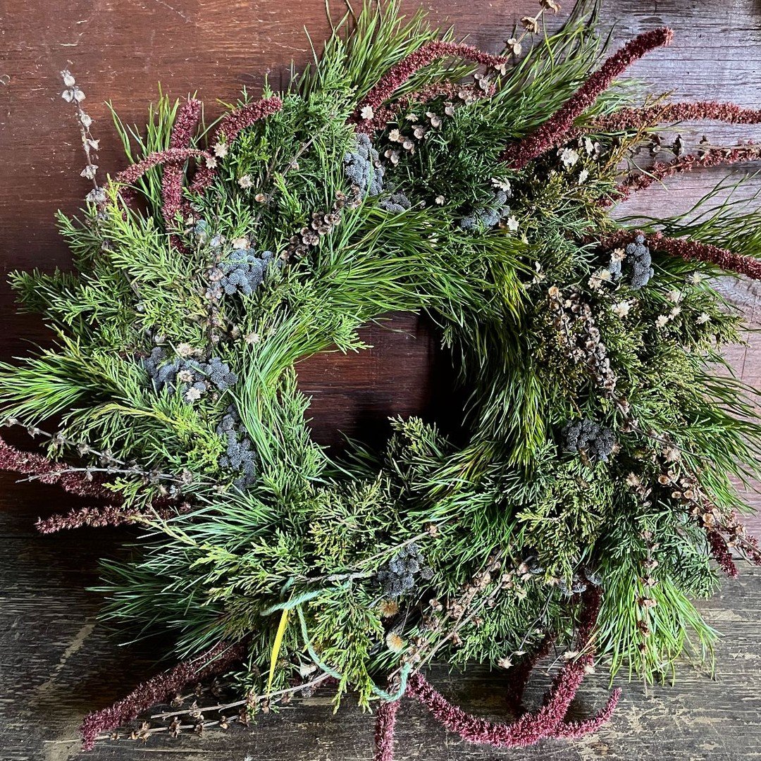 This weekend is the last chance to shop at Bellair before the holidays, and we need to clear out some inventory! We've still got a few wreaths left if you missed our workshops. We've also got some great 50% off deals online, AND special holiday items