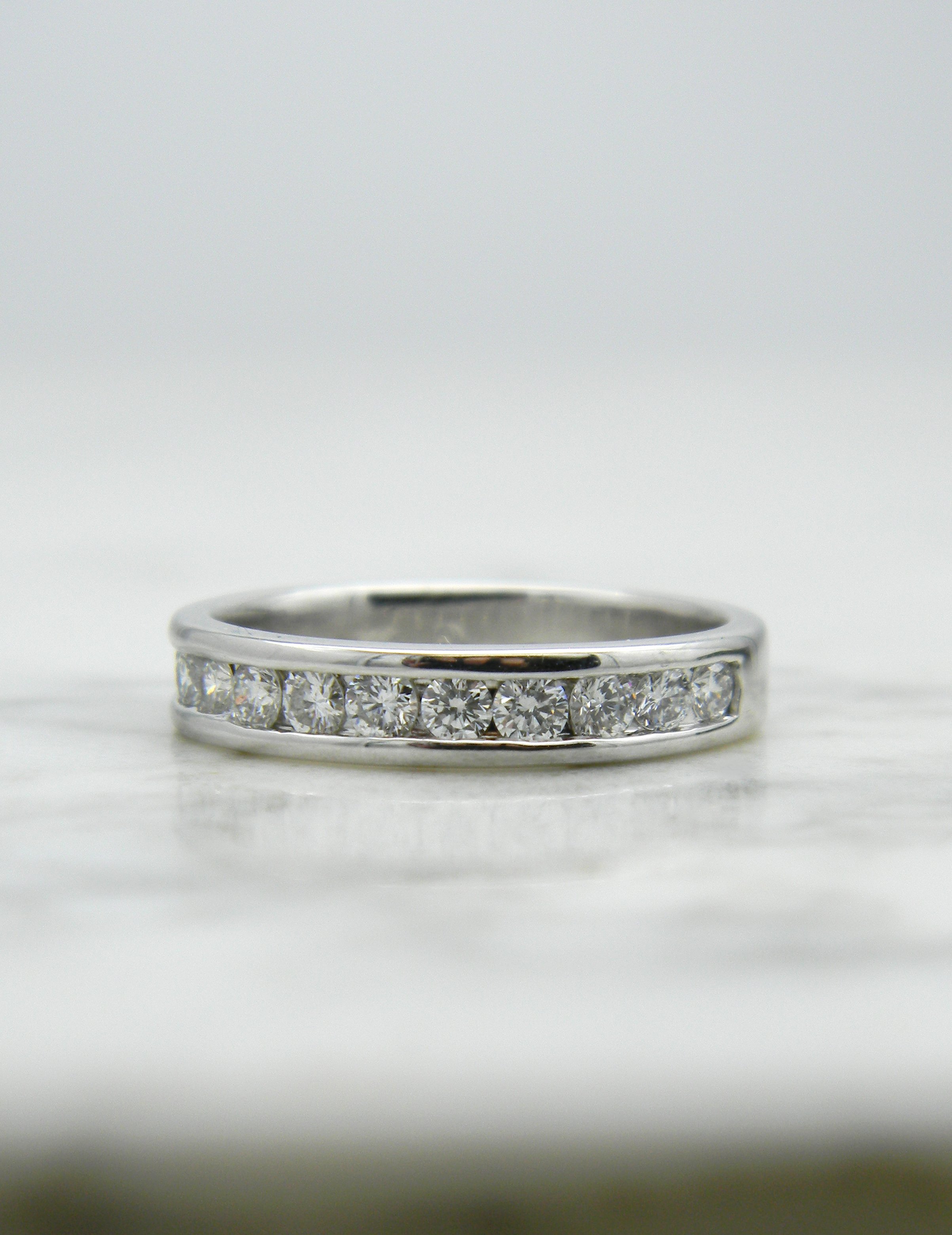 Diamond Channel Band