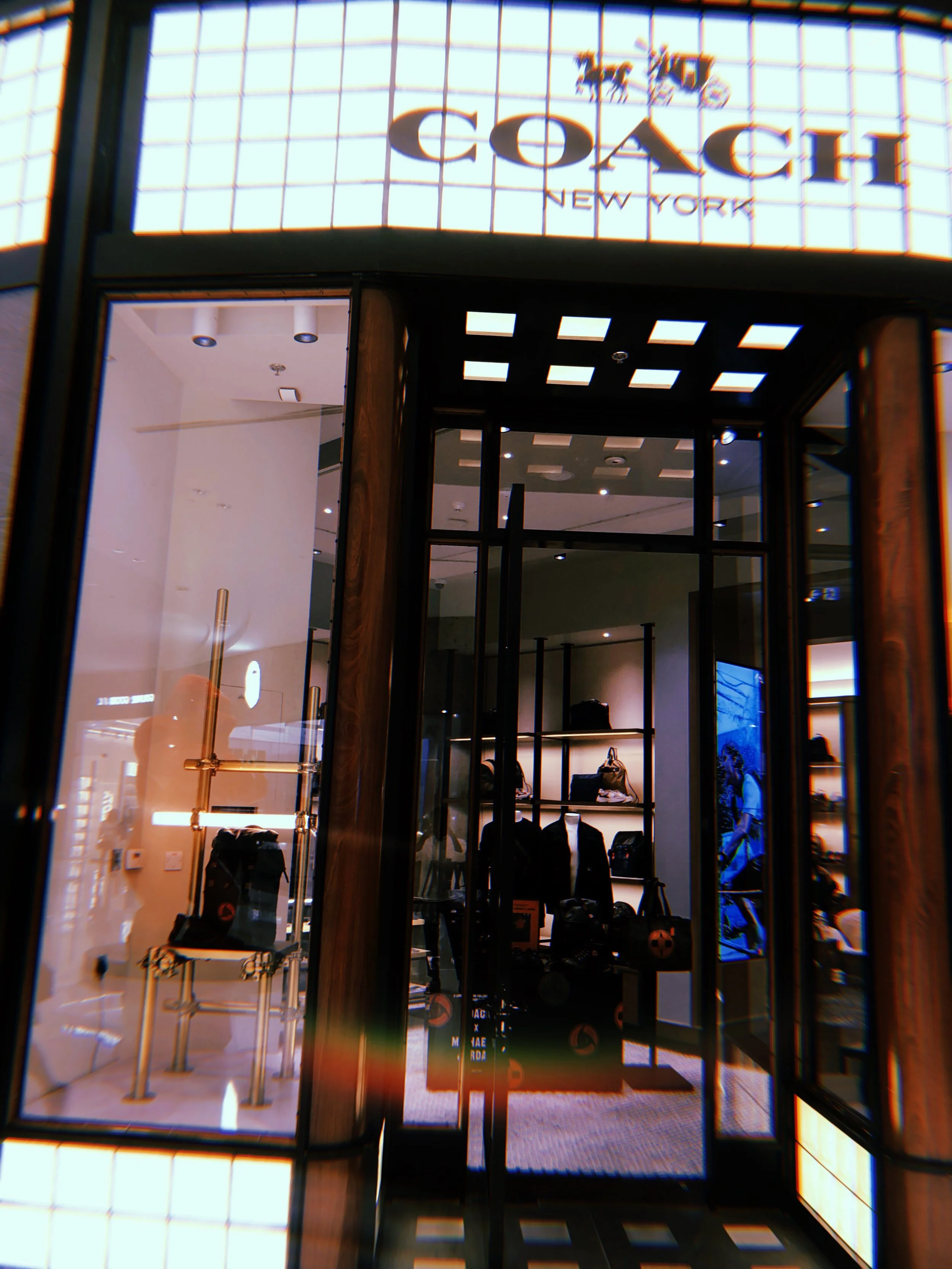 COACH Store Main Entry — Collection Visual, The Dubai Mall, Dubai, UAE. ©LeCircles