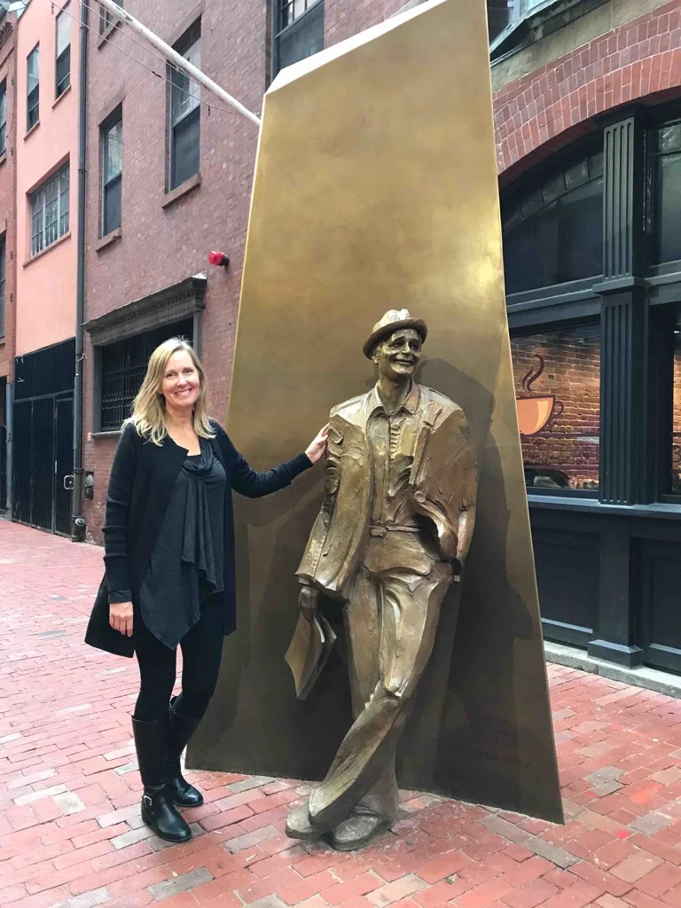 Norman Lear Monument (Boston)