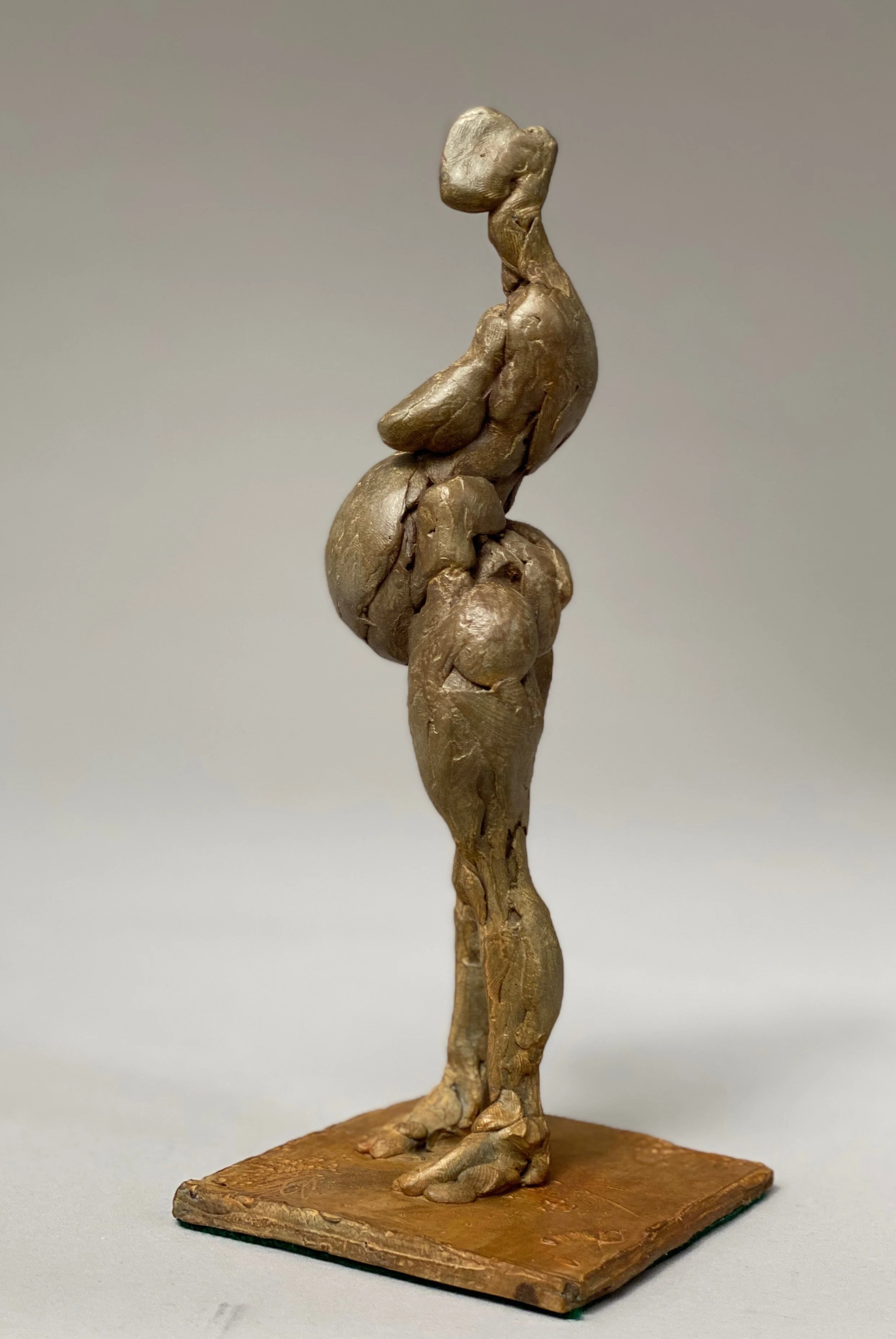 Pregnant (right side)