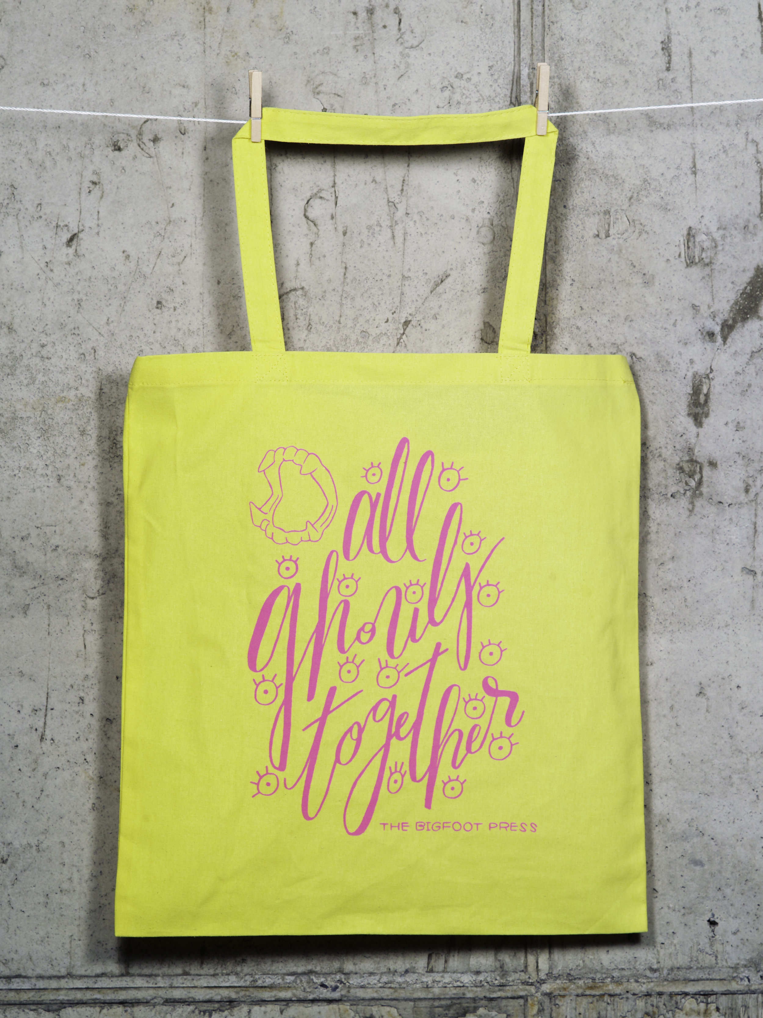 "All Ghouls Together" Tote