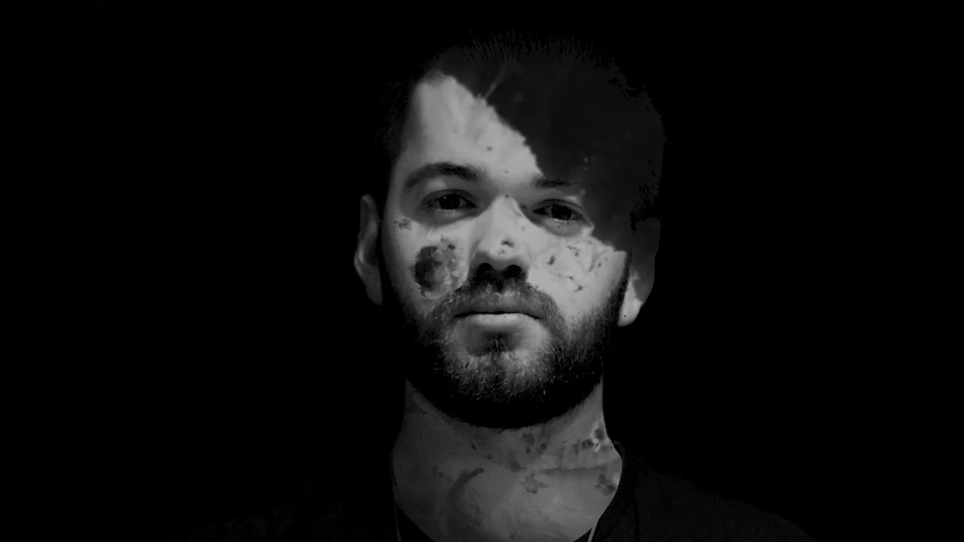 Live Set.01_52_56_11.Still010.jpg