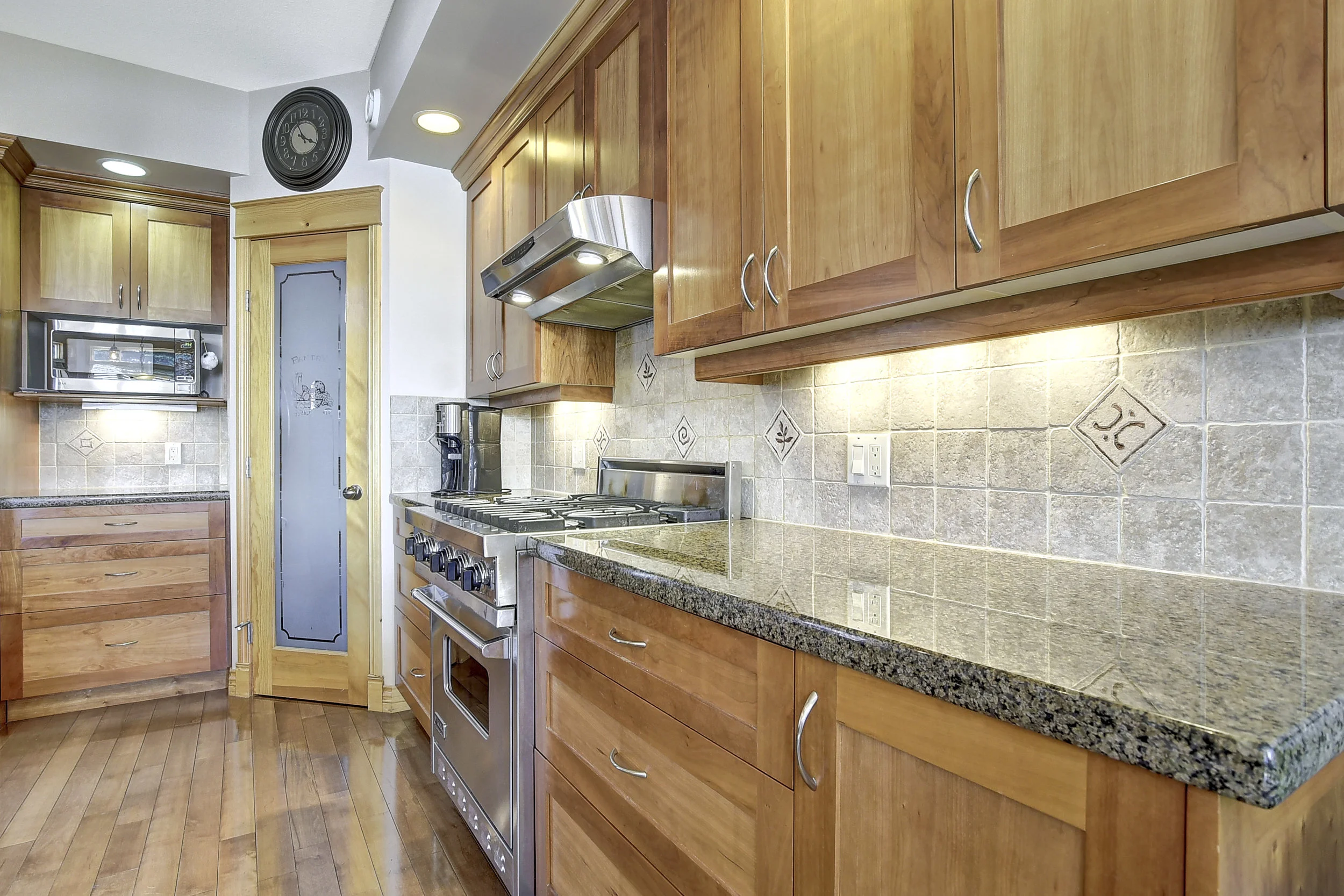 Monashee0007-1 copy.jpg