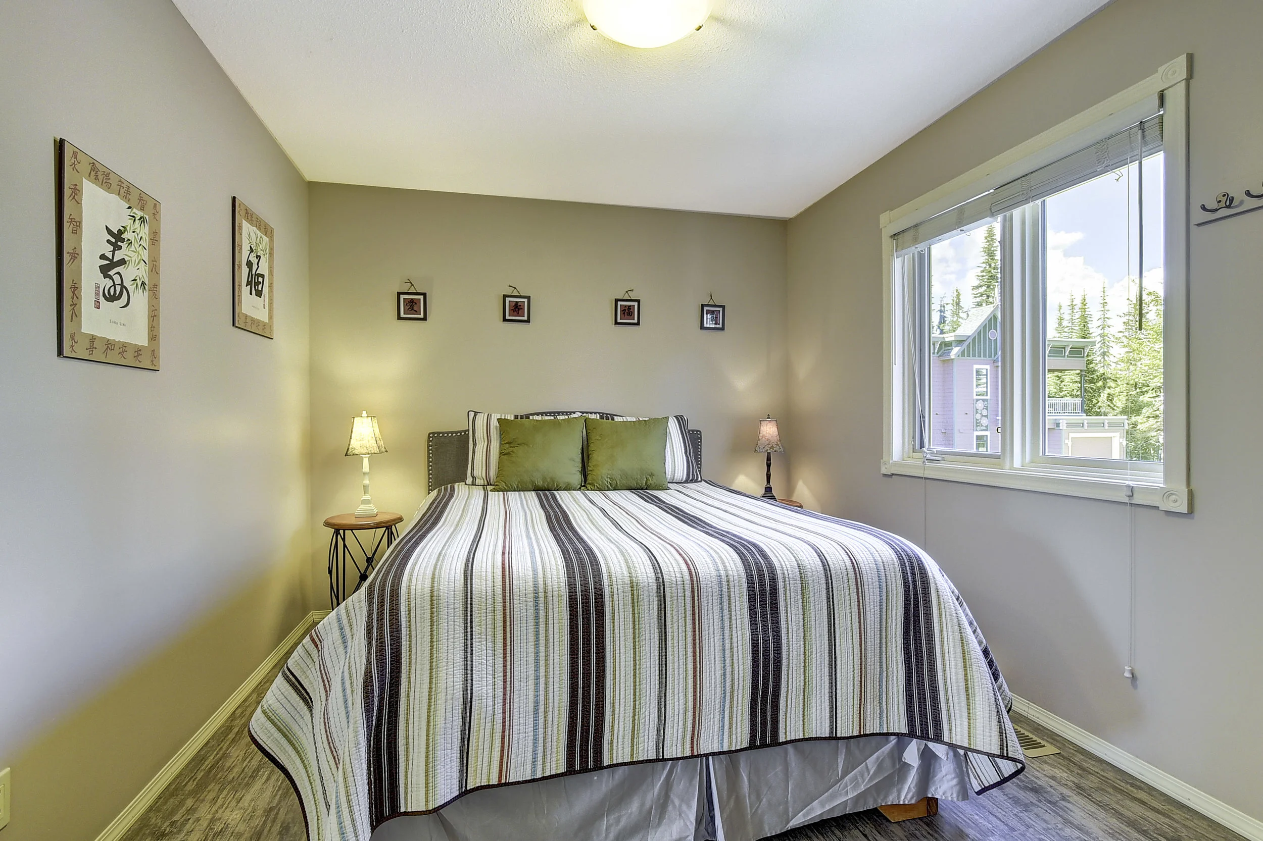 Monashee0035-1 copy.jpg