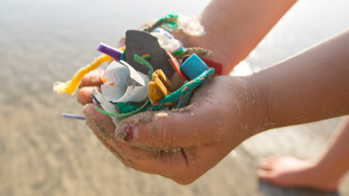 plastic-pollution-landing-img-01.jpg