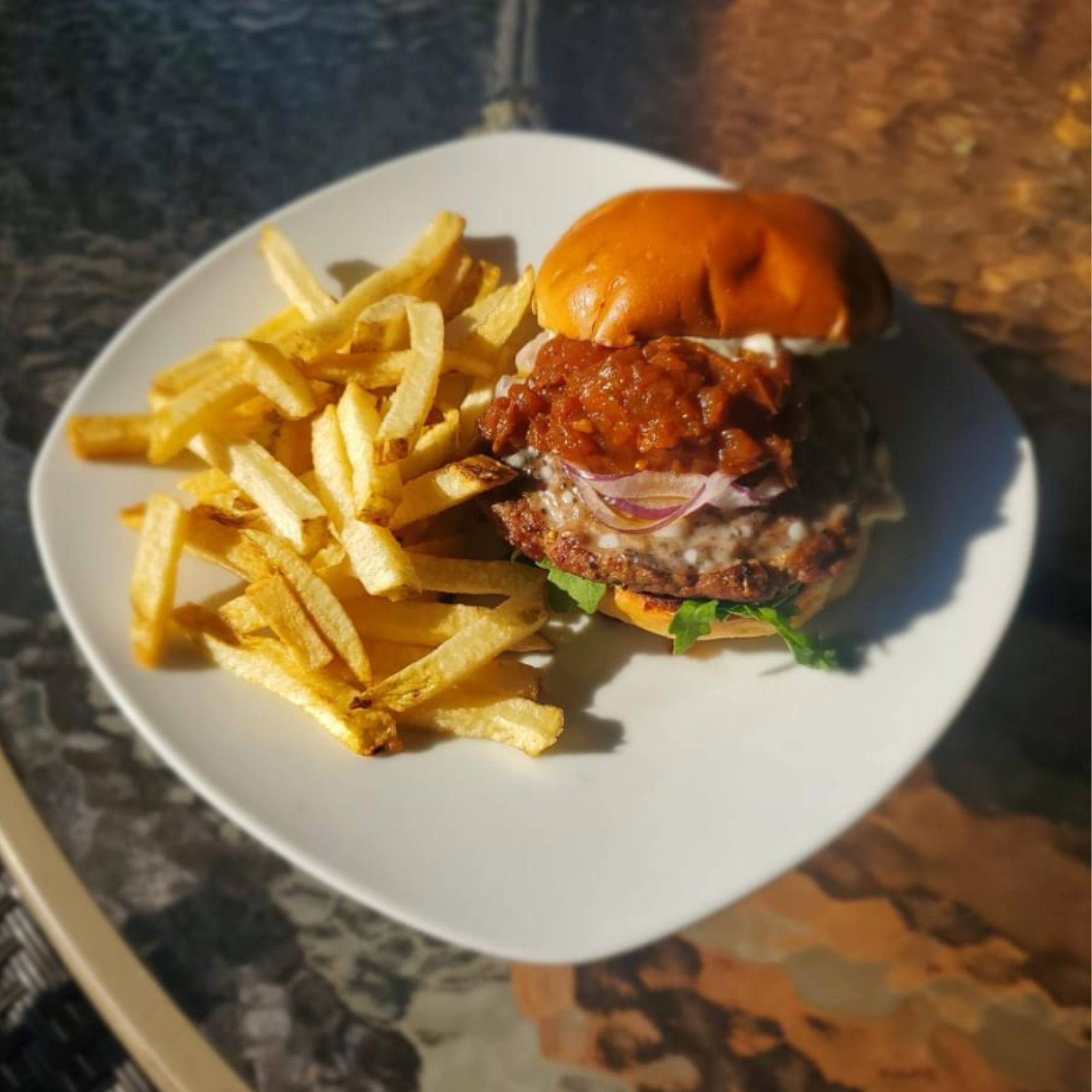 Alexander's Beach Pub