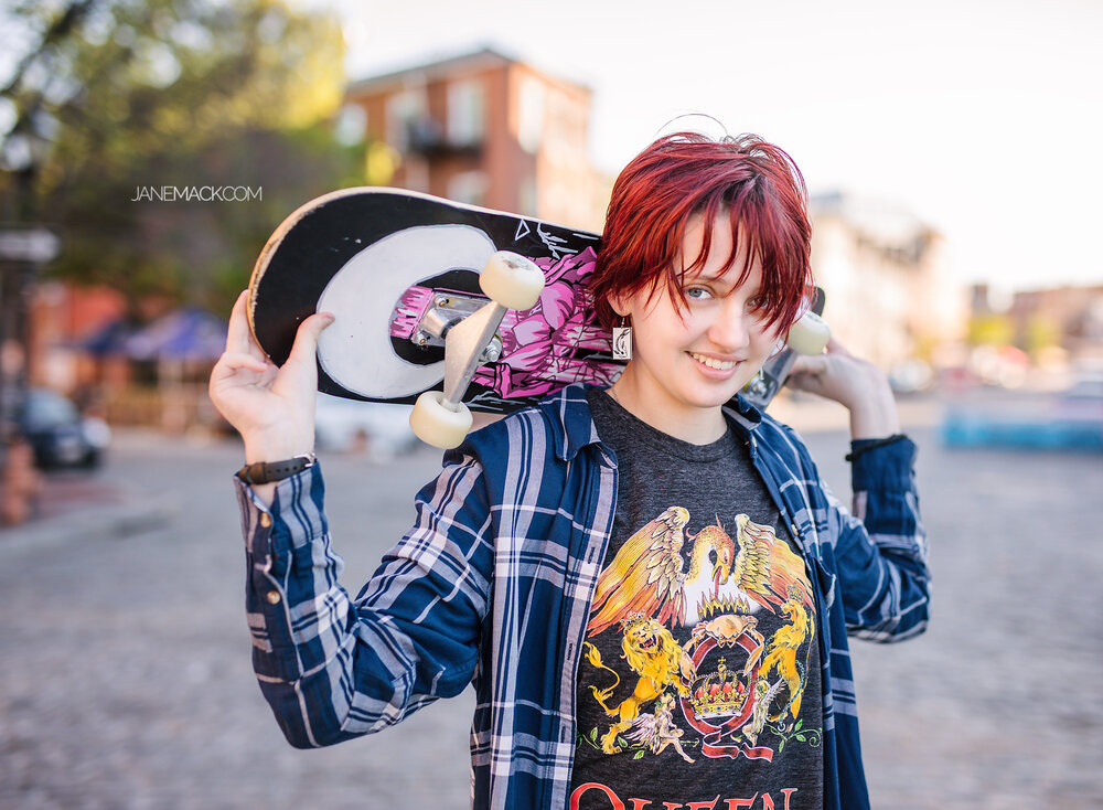 modern senior pictures near baltimore.jpg