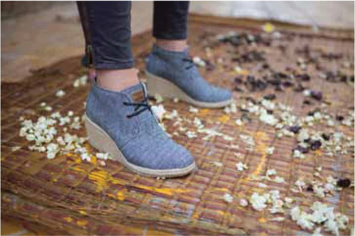 Work_TOMS Dessert Boot-09.jpg