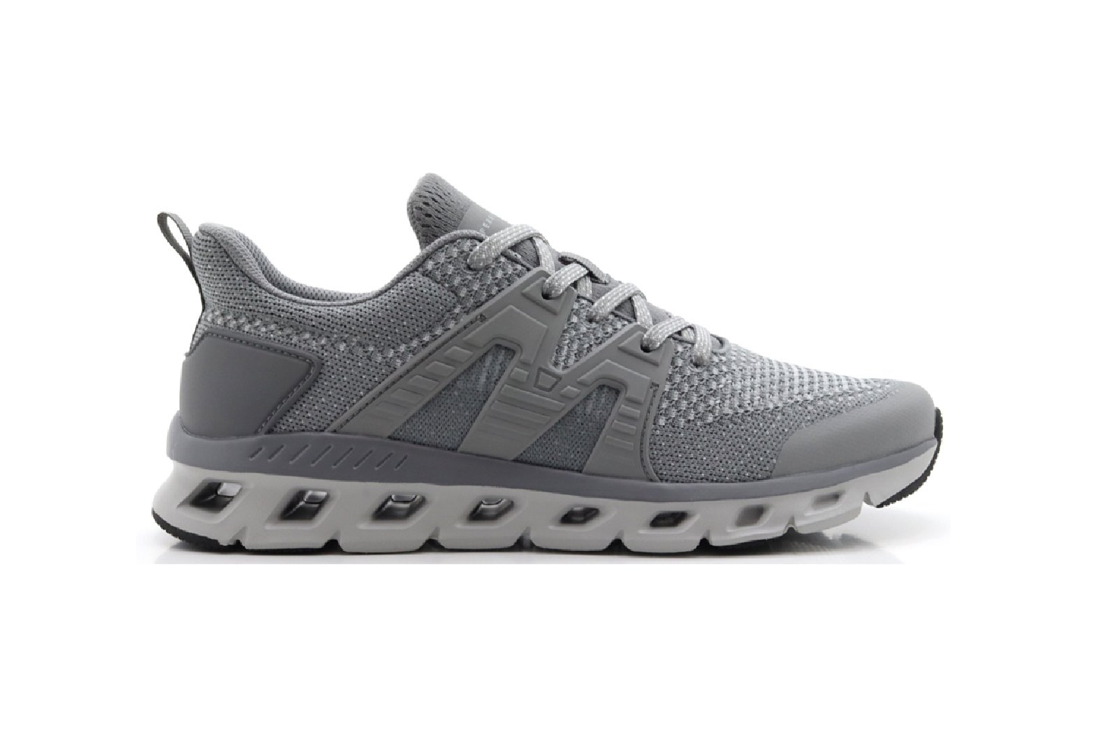 TRAIL RUNNERS_SNEAKERS_Artboard 10.jpg