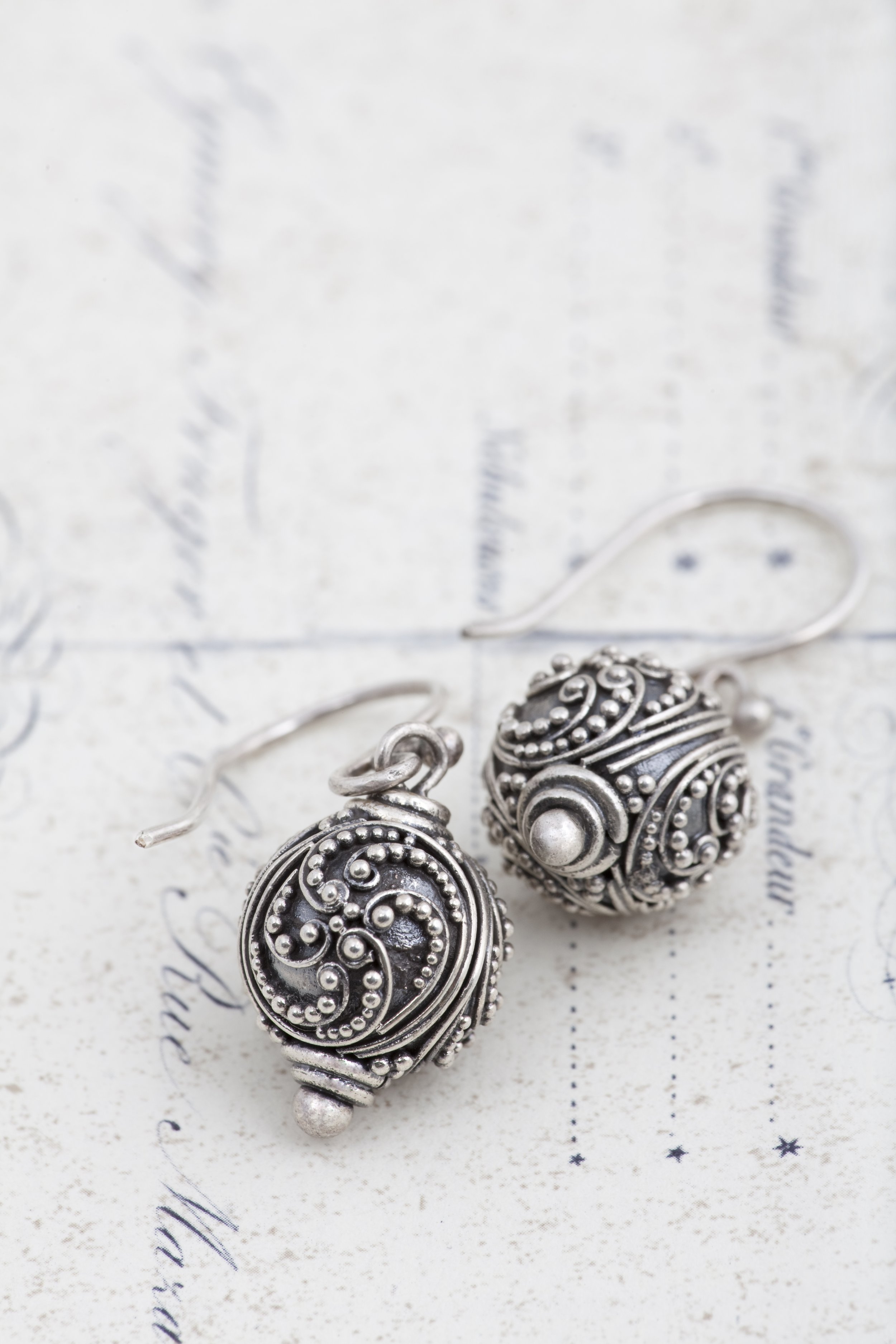 earrings3.jpg