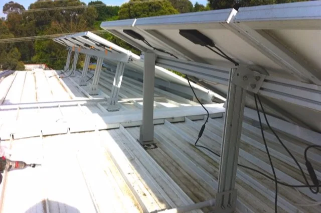 The old array's rear legs were vertically upright, reducing the bracing effect.