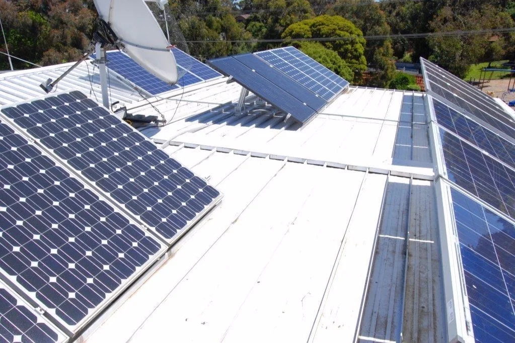 New array in the front and at the back, using SolarWorld Poly modules.