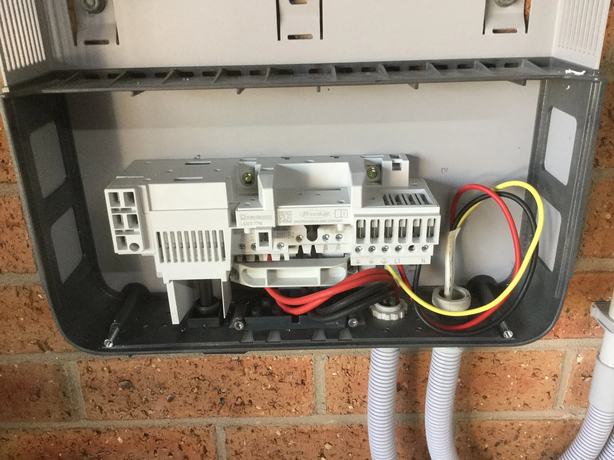 QC: Inverter DC / AC wiring