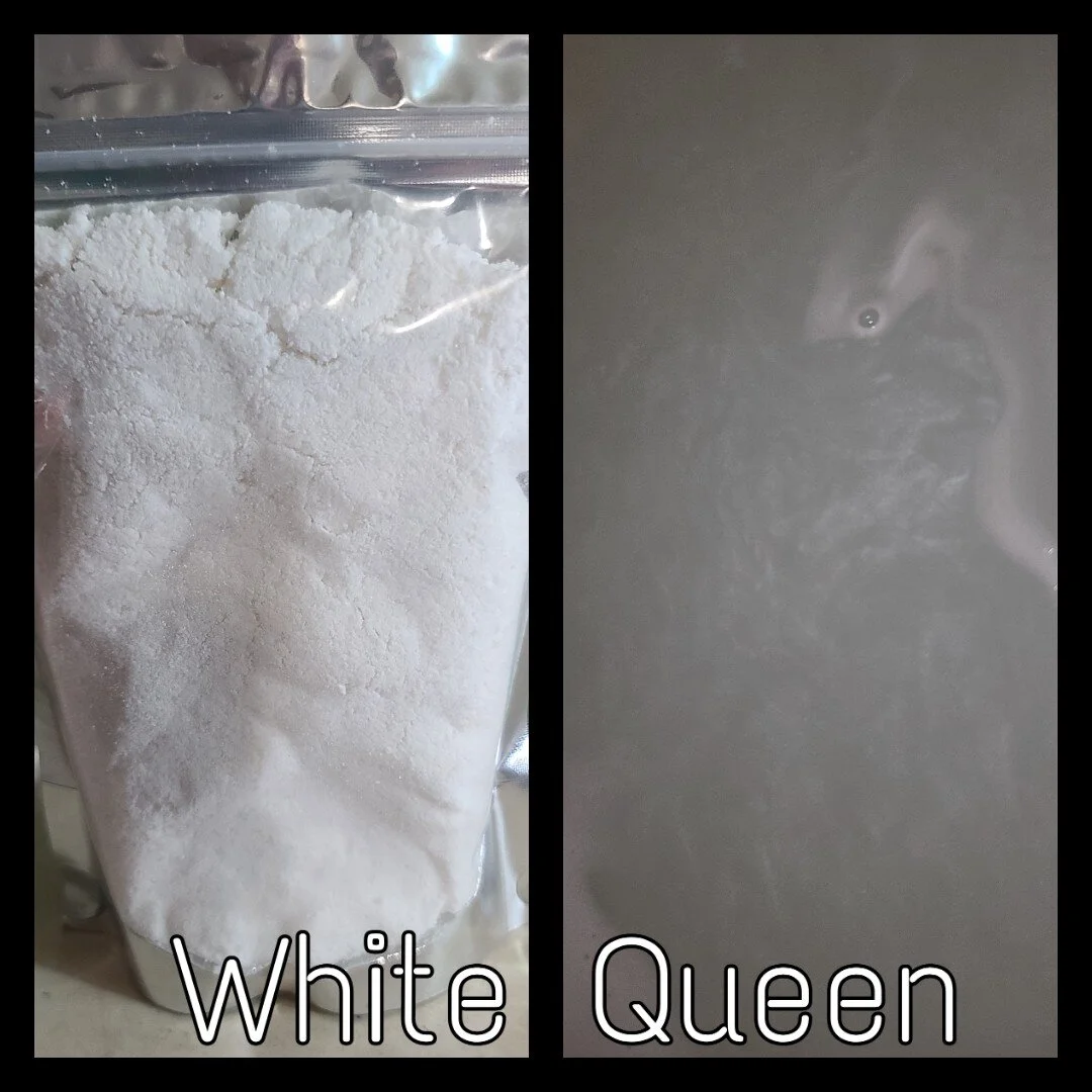 White Queen Bath Dust