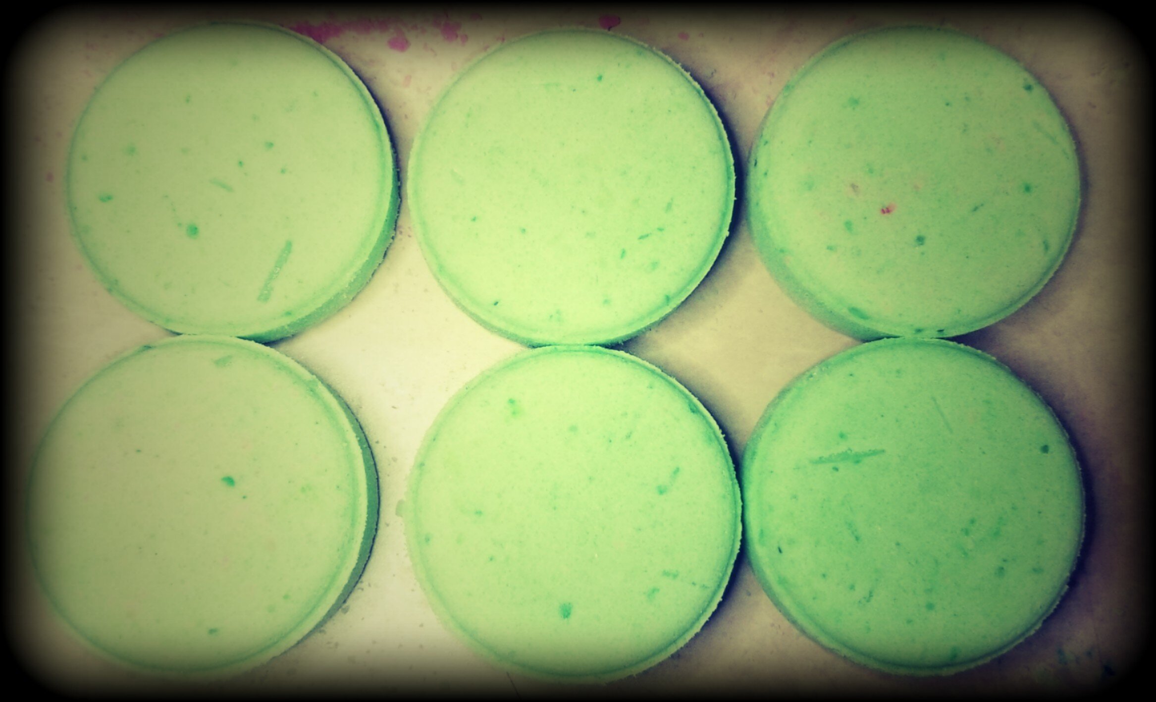 2 pk Mystery Shower Steamer set