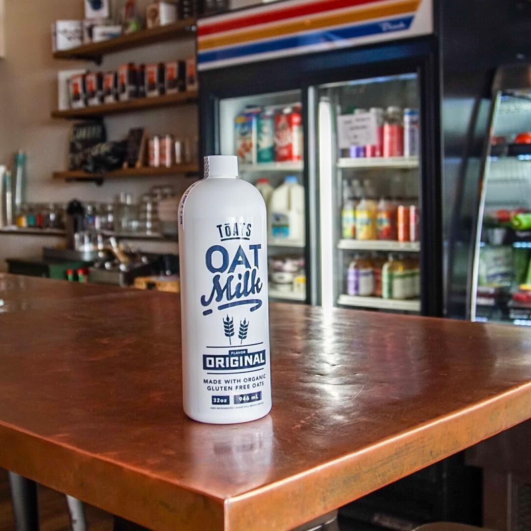Tōats, now in the cooler @lohilocal! This shop is attached to @lohi_steakbar and is open until 10pm!!! We could not be more excited to work with the Lohi crew! 😊💗🌾🥛 #oatmilk #shoplocal #denver #nondairy #denverlocal #foodie #colorado #coffeeshop 