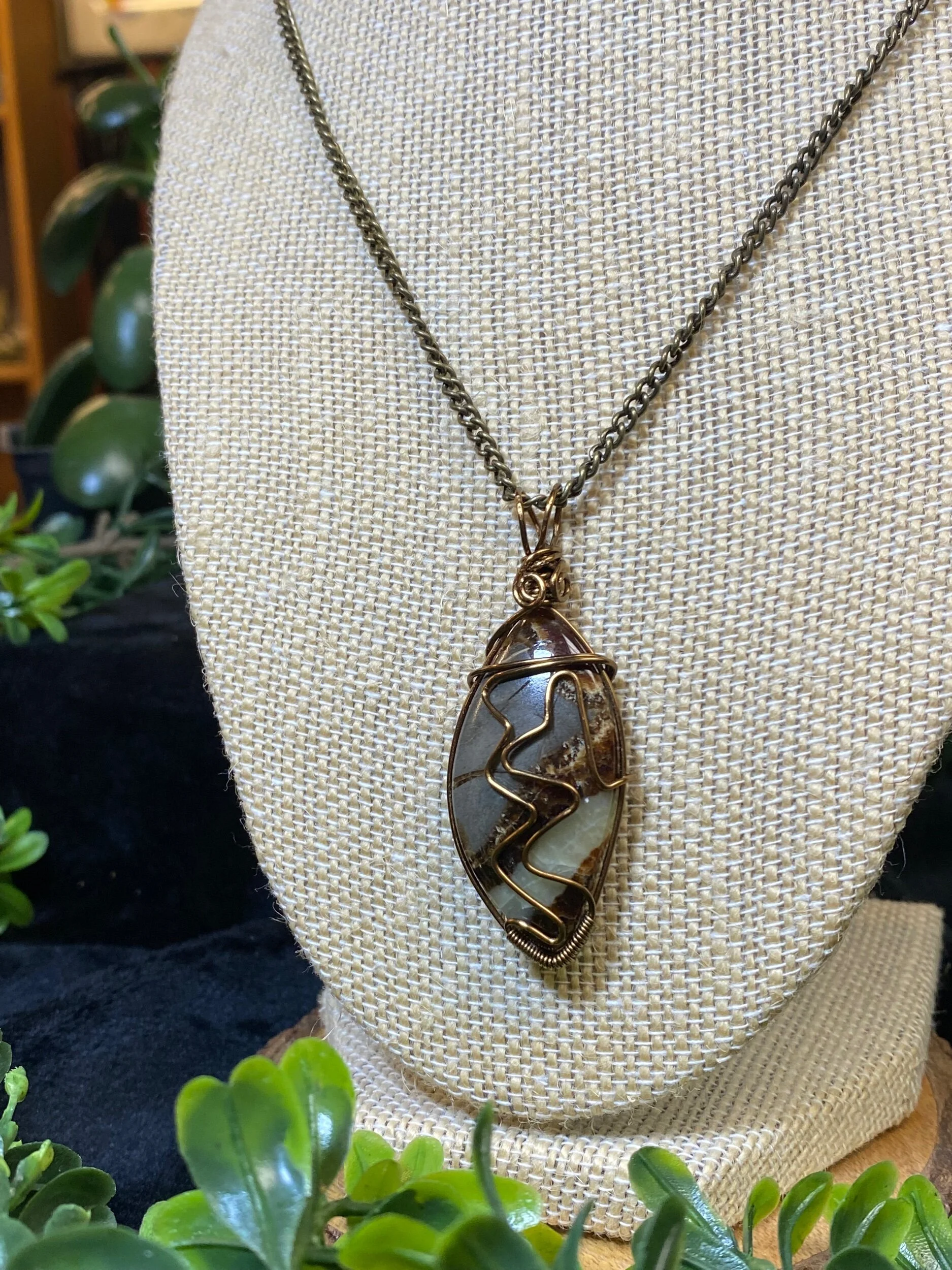 7FDA048B-3841-4E88-B458-920C6E7CF953