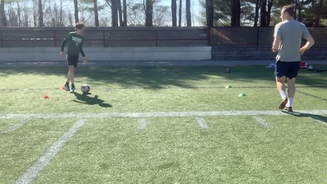 Quarantine touches @micah.oleary Here we are trying to move the ball as quickly as we can while keeping the ball under control. It is always a good feeling when you can ping the ball back and forth while maintaining control⚽️ #soccer #soccertraining 