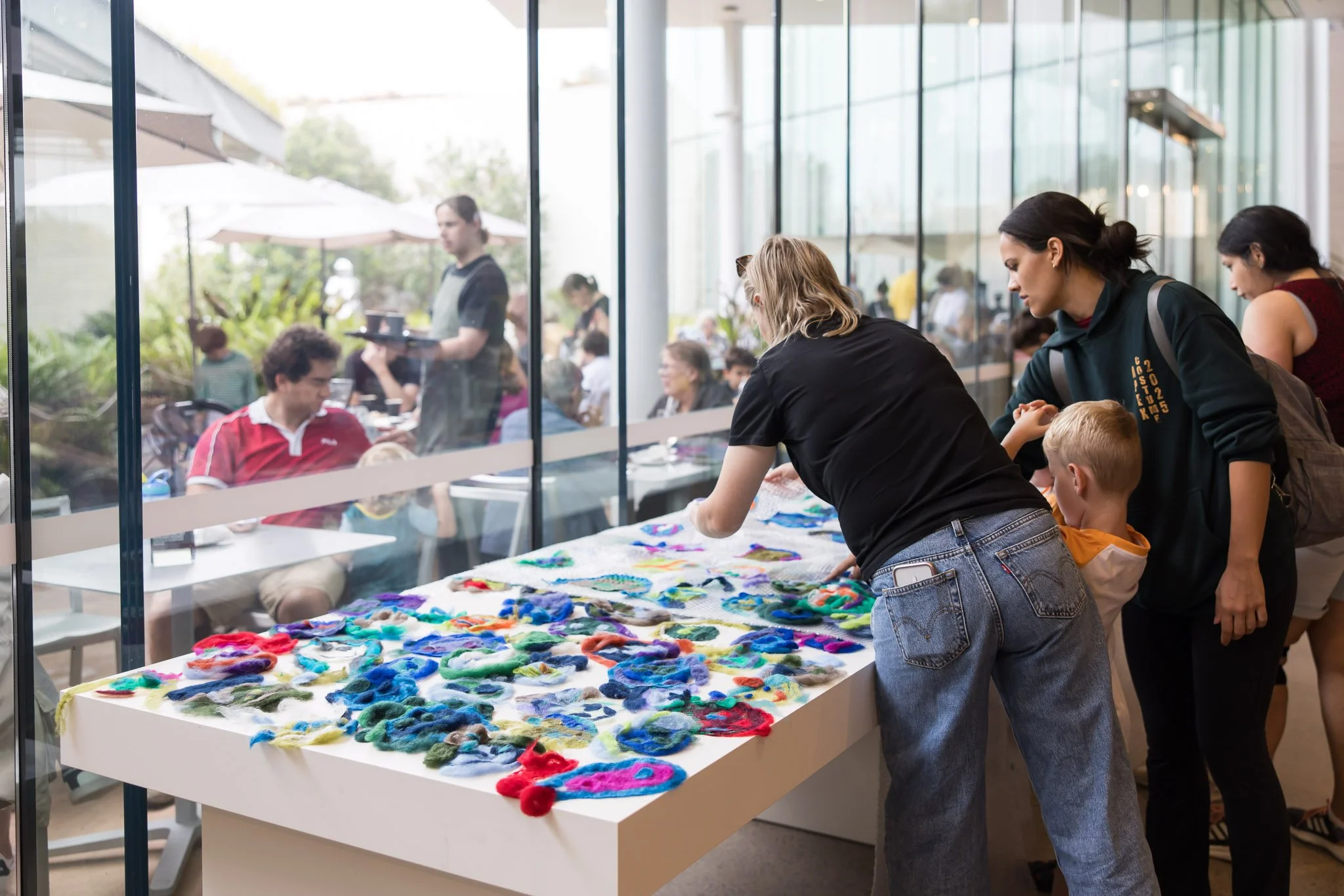 203_KateMitchel_FeltFaces_HiveFestival_AGNSW_photocredit_AnnaKucera.jpg