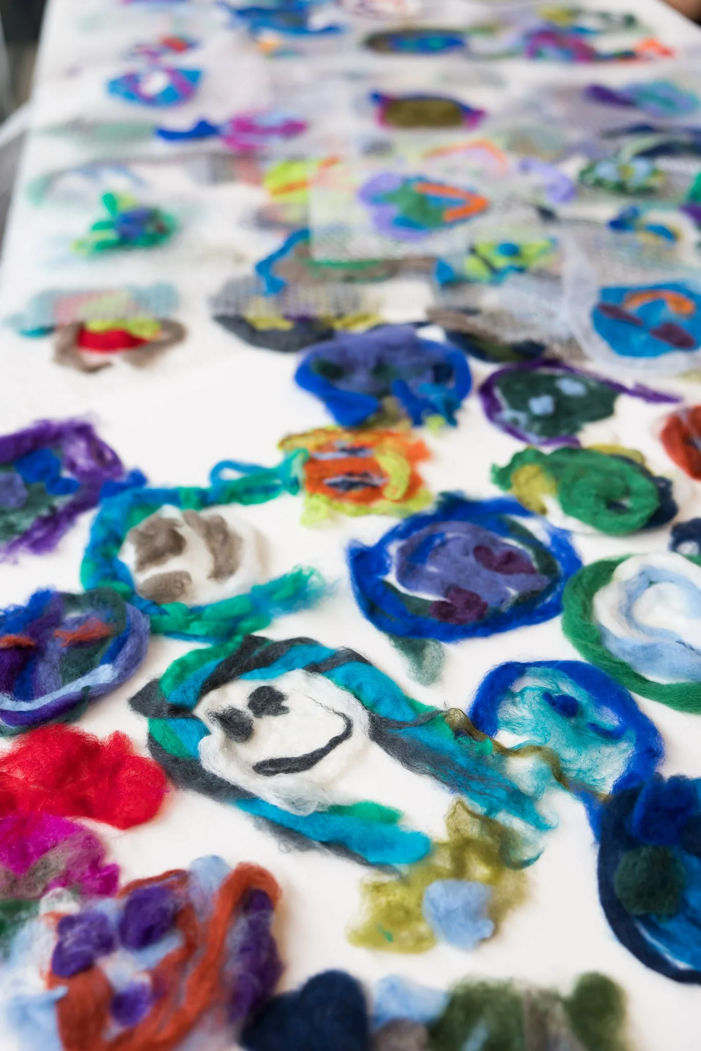 205_KateMitchel_FeltFaces_HiveFestival_AGNSW_photocredit_AnnaKucera.jpg