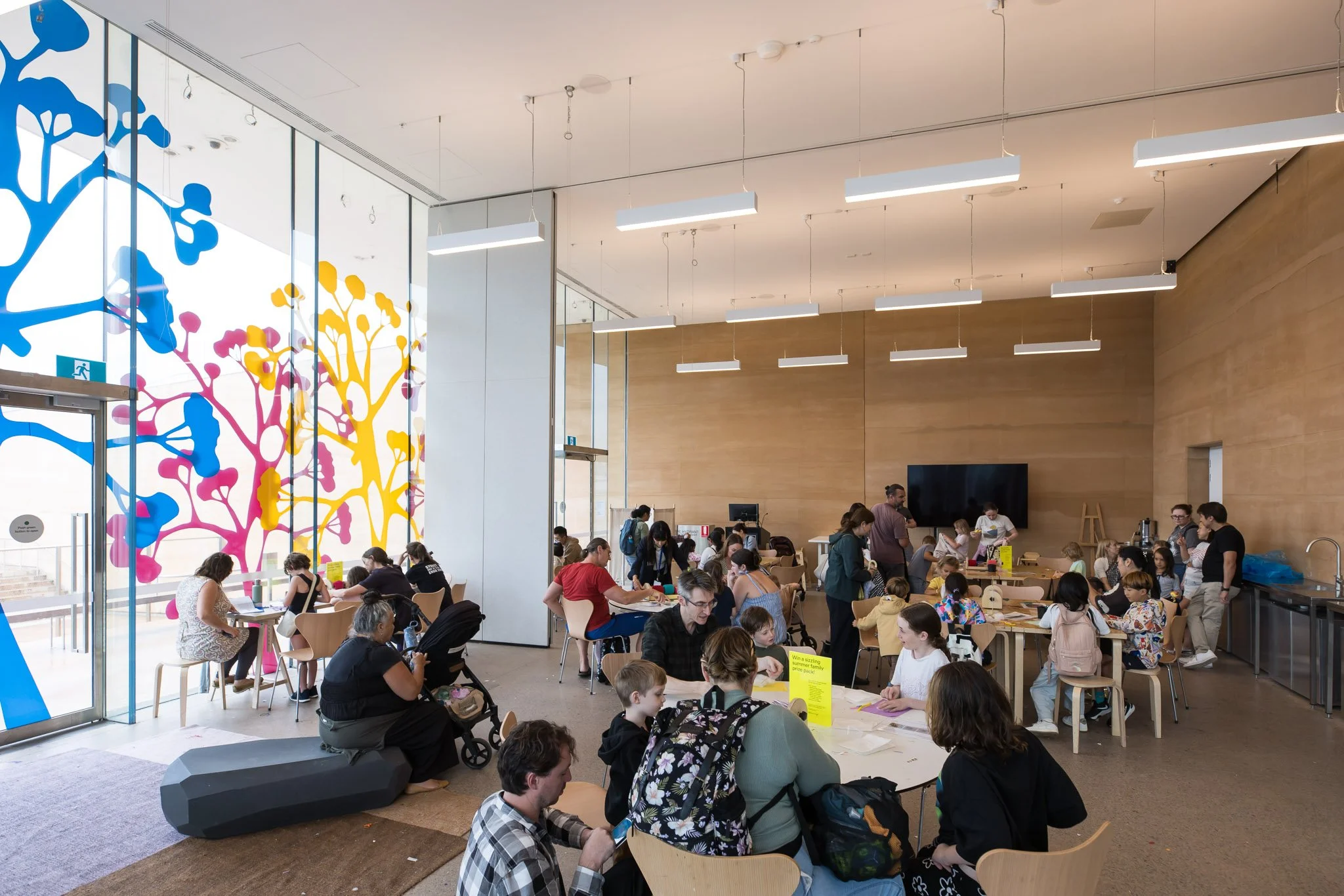 271_KateMitchel_PlushiePals_HiveFestival_AGNSW_photocredit_AnnaKucera.jpg