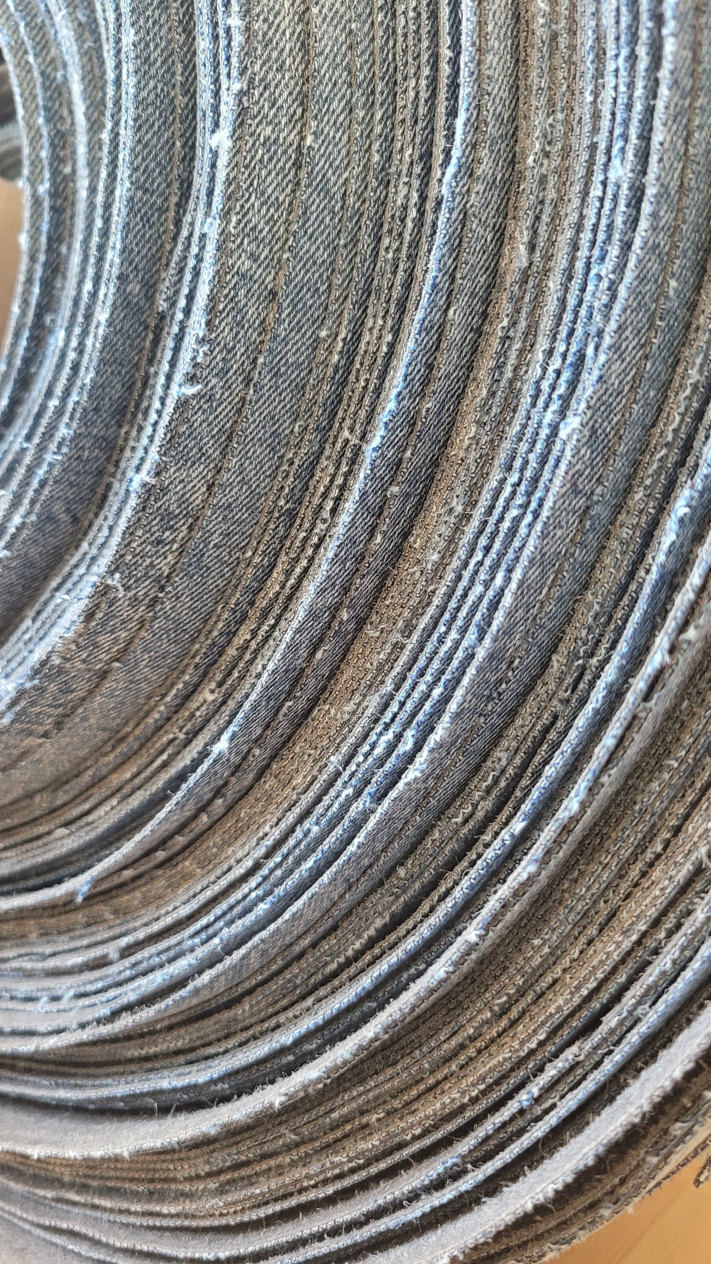 materialidiscartoindustriale.jpg